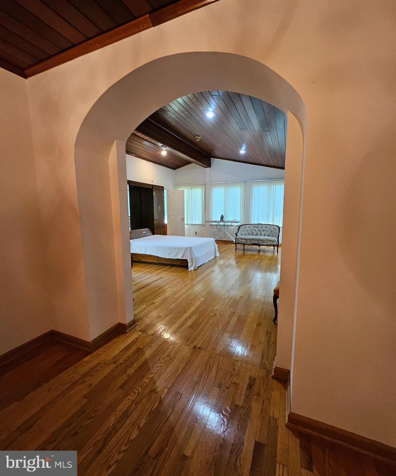 KENWOOD PARK - Residential