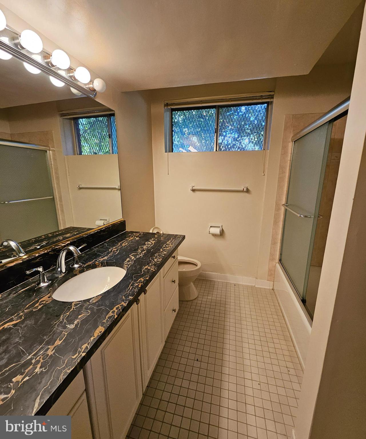 KENWOOD PARK - Residential