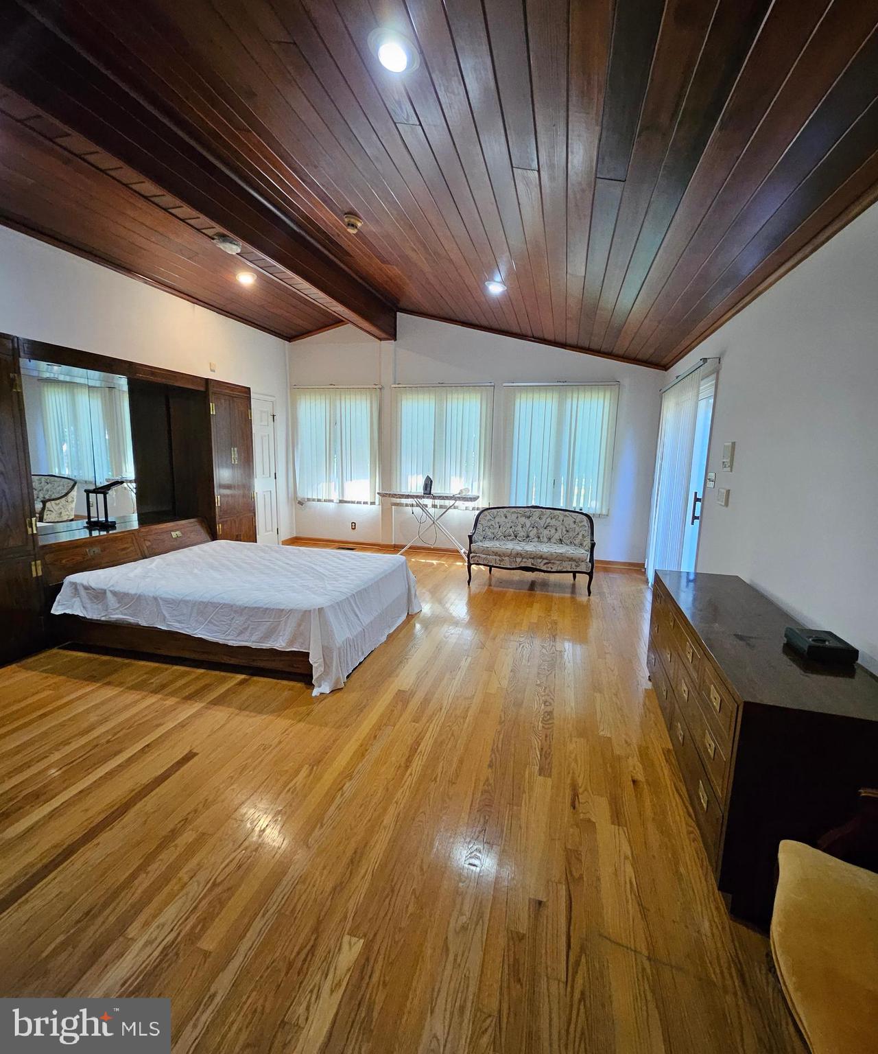 KENWOOD PARK - Residential