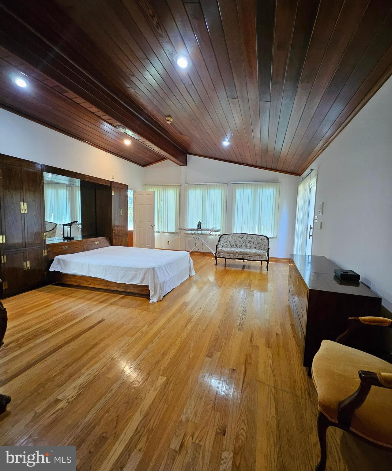 KENWOOD PARK - Residential