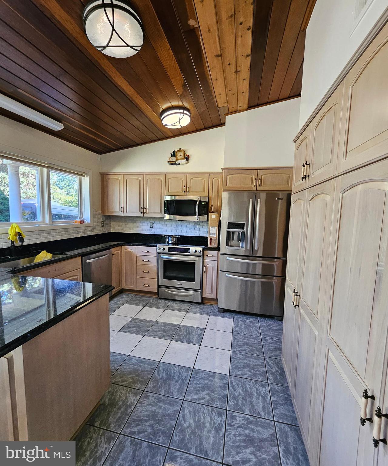 KENWOOD PARK - Residential