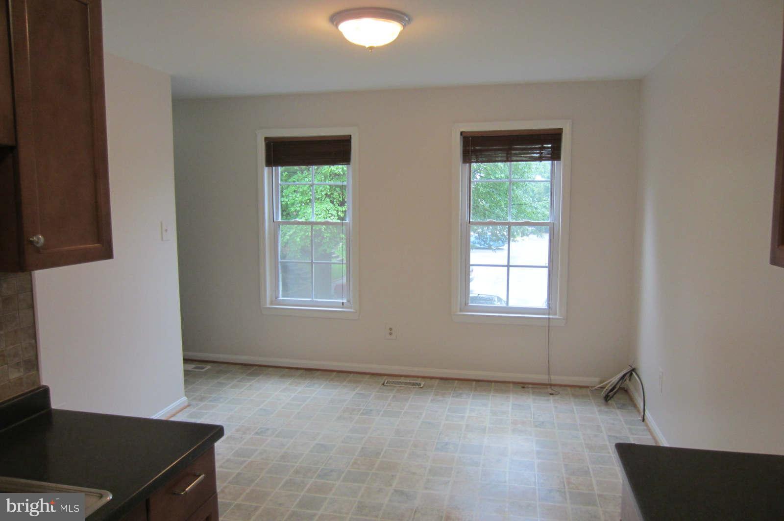 PINEWOOD STATION - Residential Lease