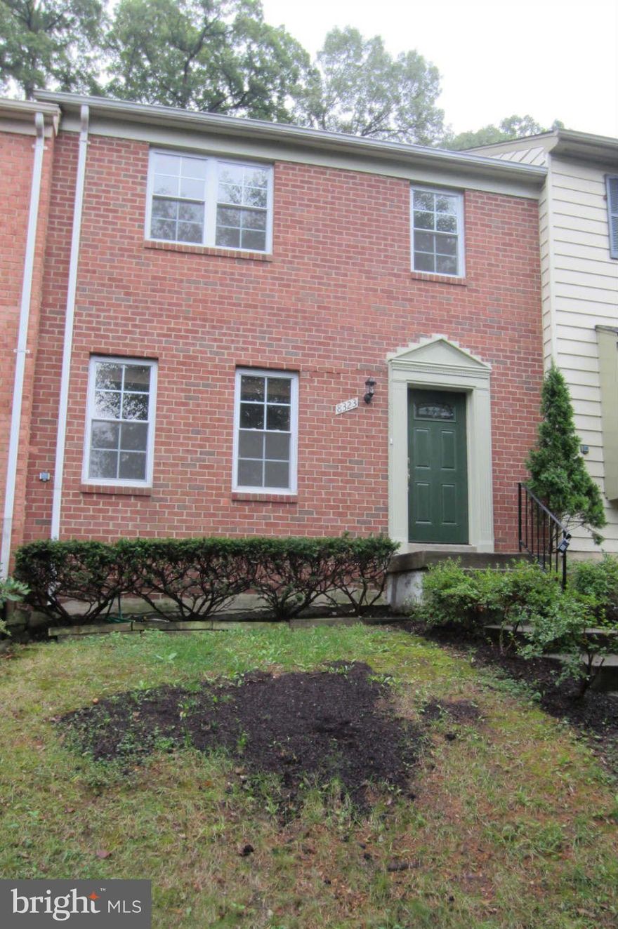 Super location near Belvoir,FFx County Pkwy,95,Metro,Geospacial,Parks & more!  Ready 4 move in,freshly painted,baths updated,new flooring,kitchen update include cabinets/tops/appliances,updated windows/hot water/heating/cooling & systems for energy efficiency,fenced rear yard/new deck backing to trees,large BR's. Good credit required/No Smoking in home! Disregard DOM, originally wanted short term!