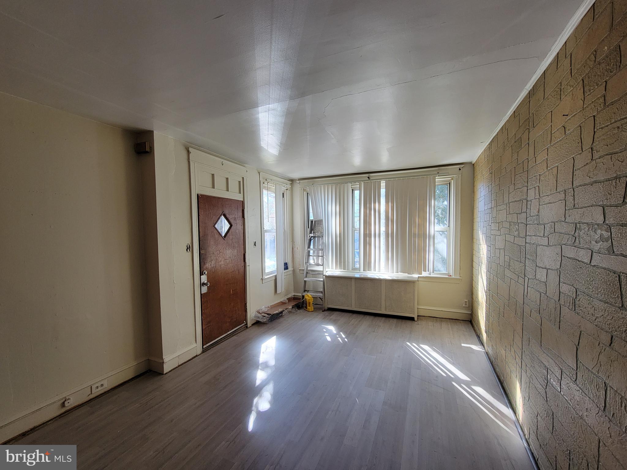 MAYFAIR (WEST) - Residential Income