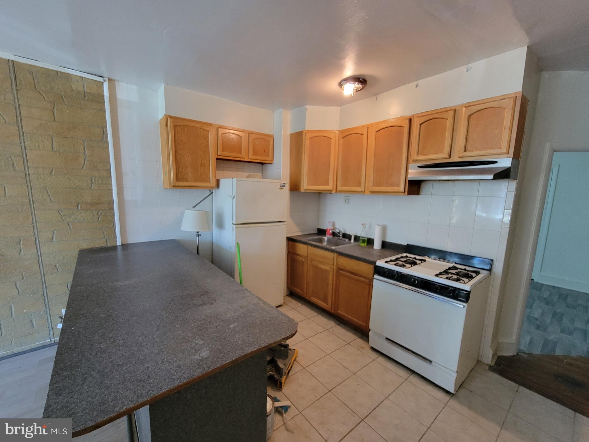 MAYFAIR (WEST) - Residential Income