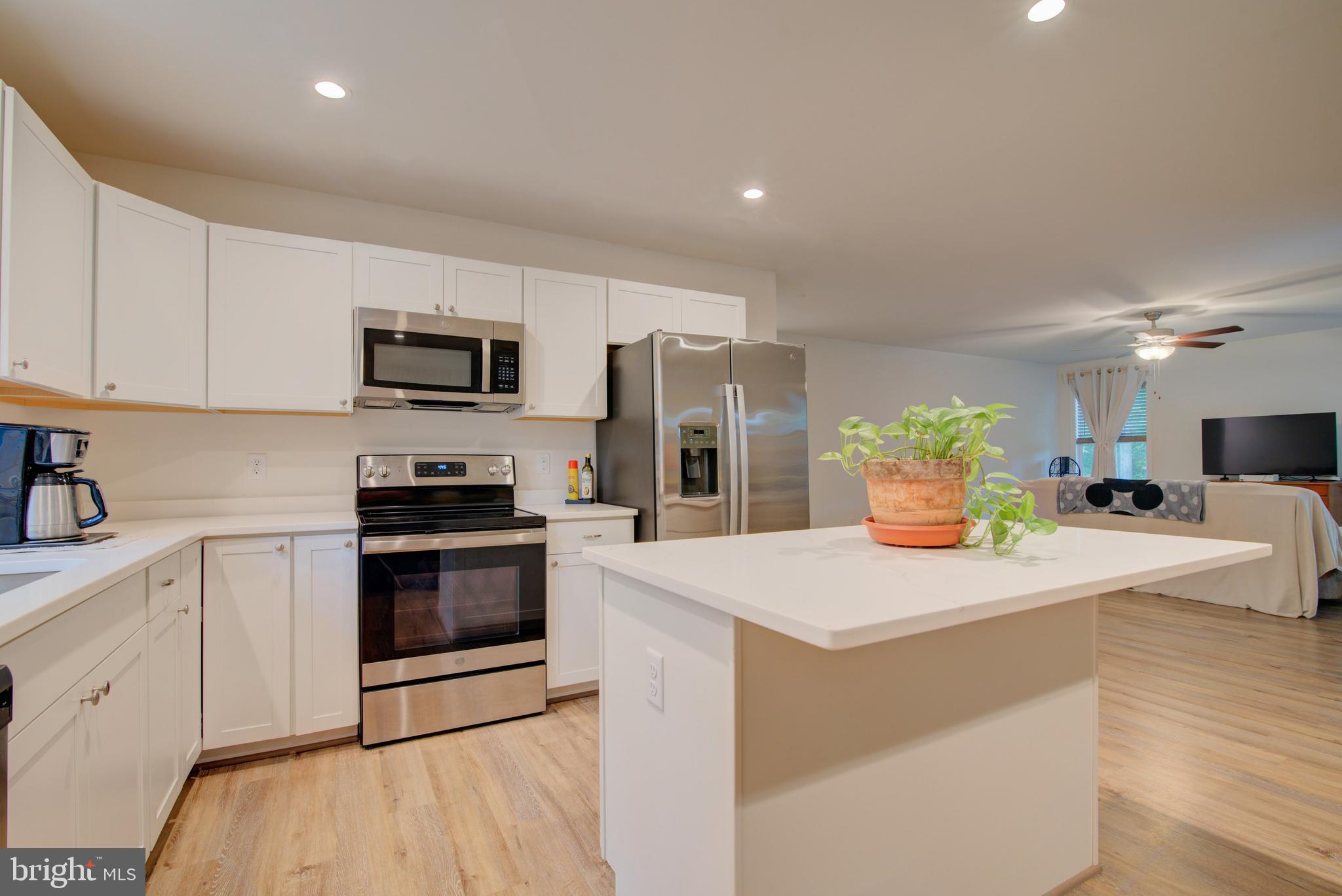 PLACID BAY ESTATES - Residential