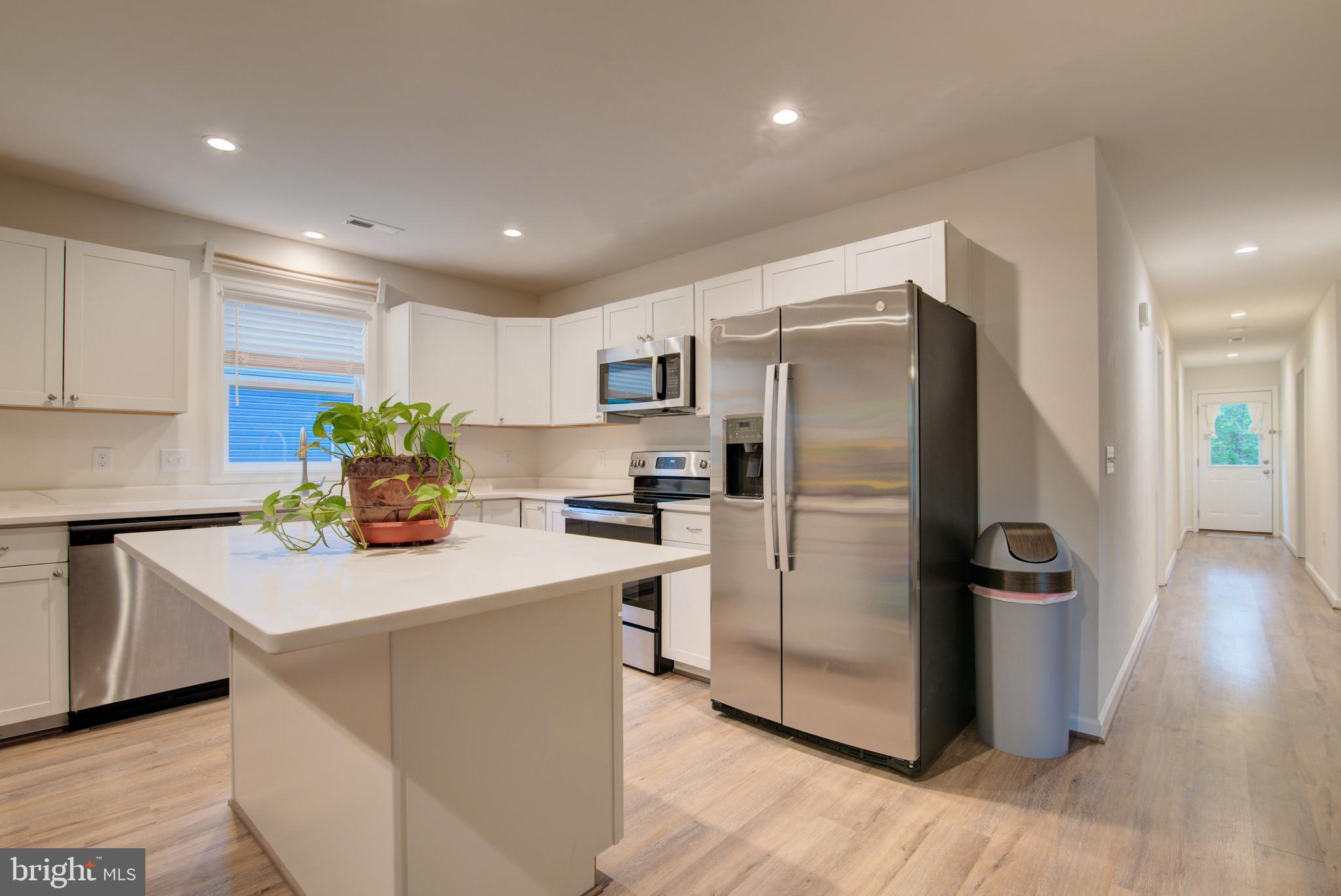 PLACID BAY ESTATES - Residential