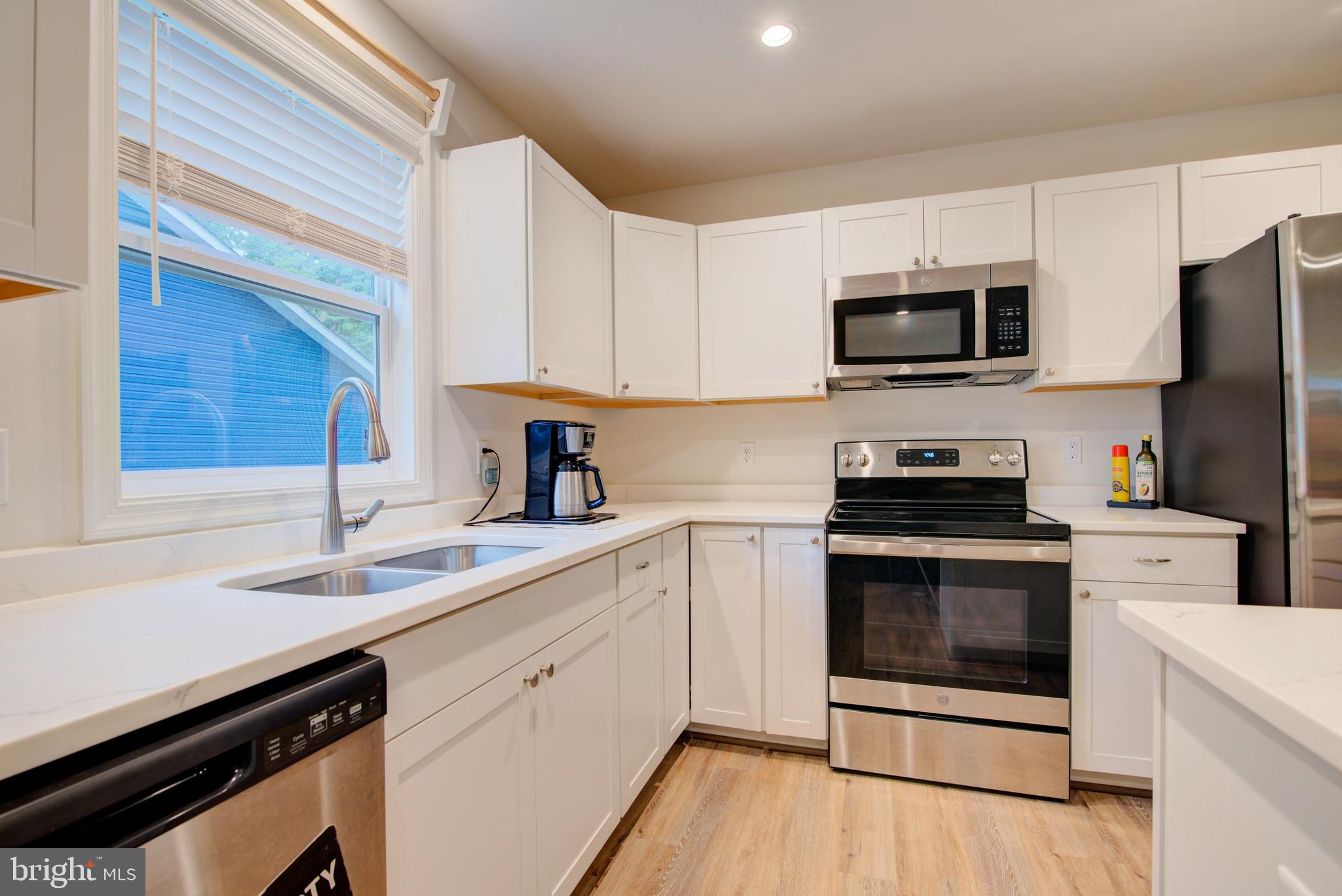 PLACID BAY ESTATES - Residential