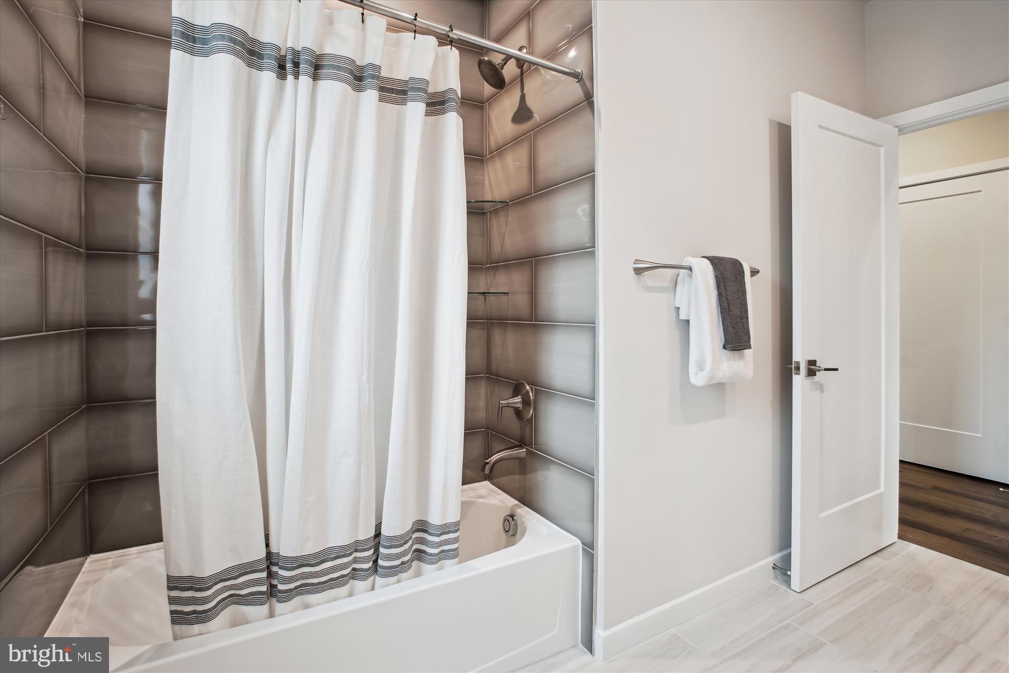 UNION PARK AT MCLEAN - Residential