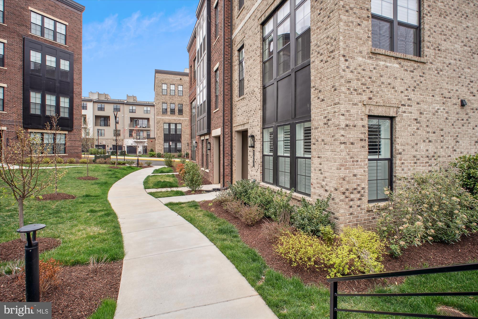 UNION PARK AT MCLEAN - Residential