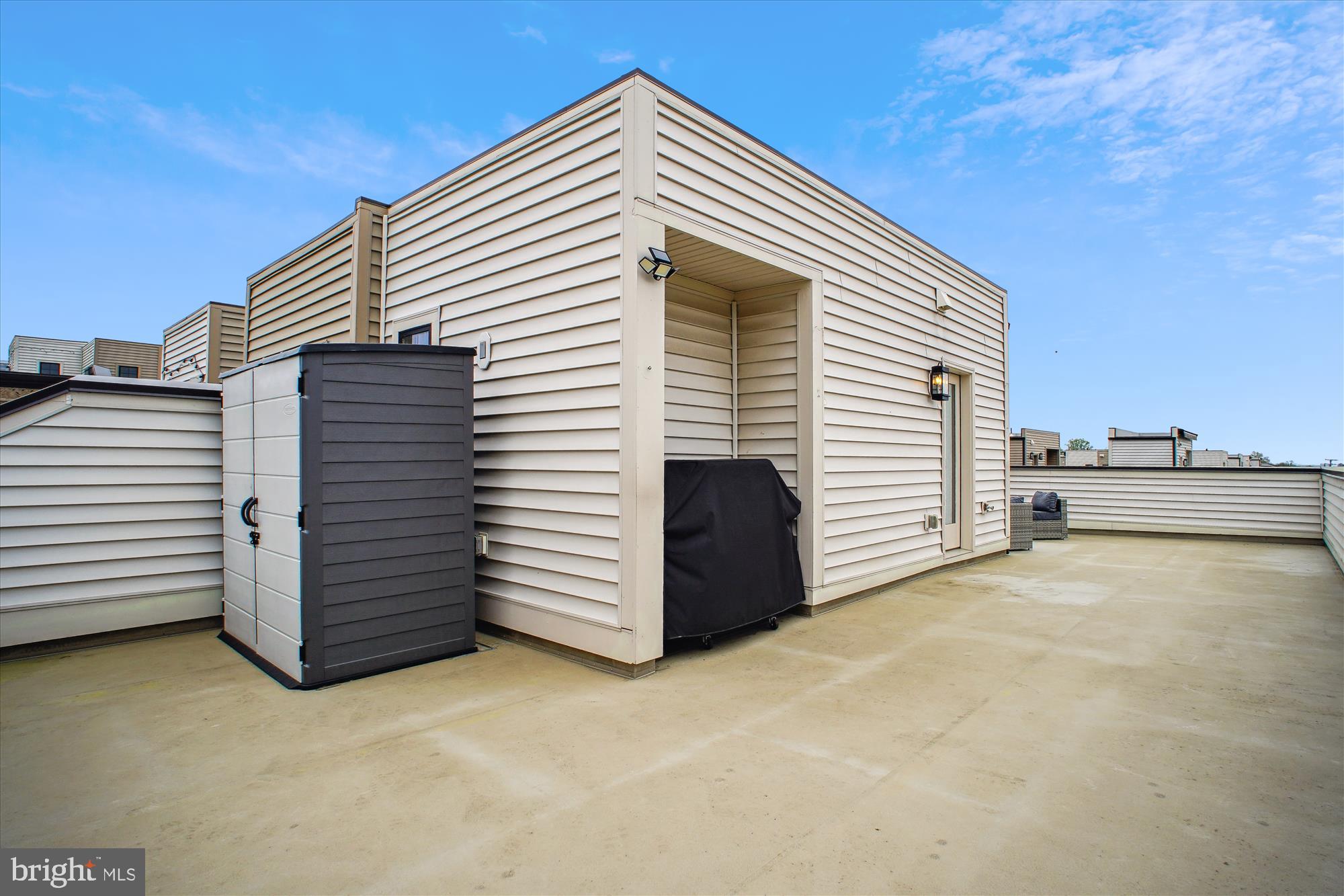 UNION PARK AT MCLEAN - Residential