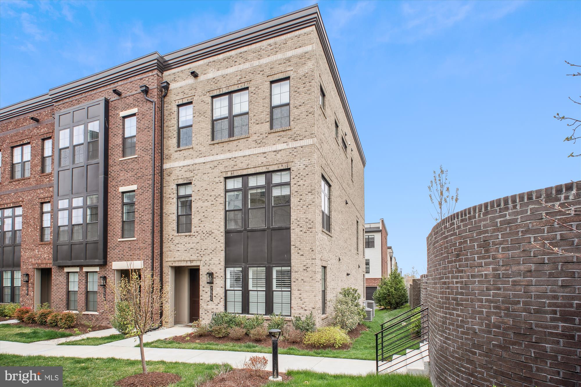 7551 SAWYER FARM WAY 1703