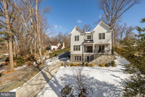 9111 SLIGO CREEK PARKWAY SILVER SPRING MD 20901