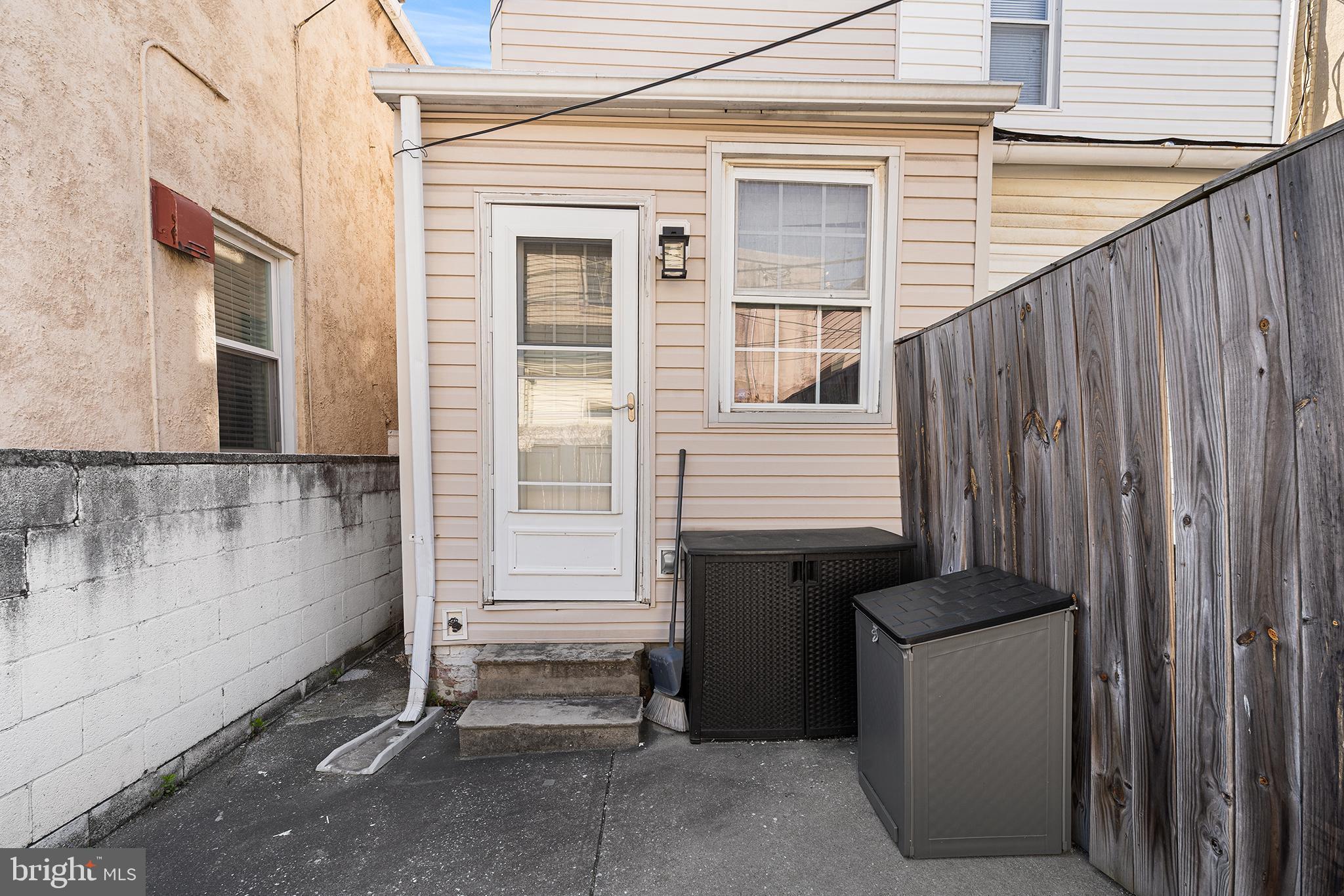 CANTON - Residential