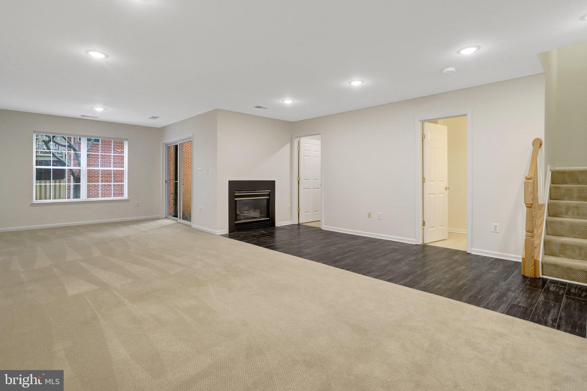 KINGSTOWNE - Residential