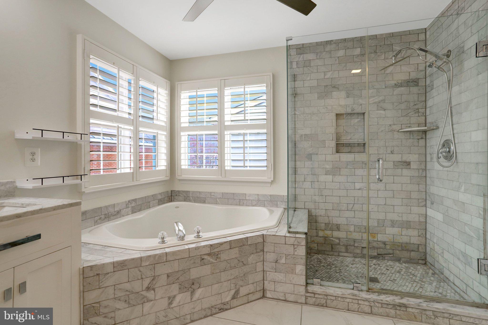 KINGSTOWNE - Residential