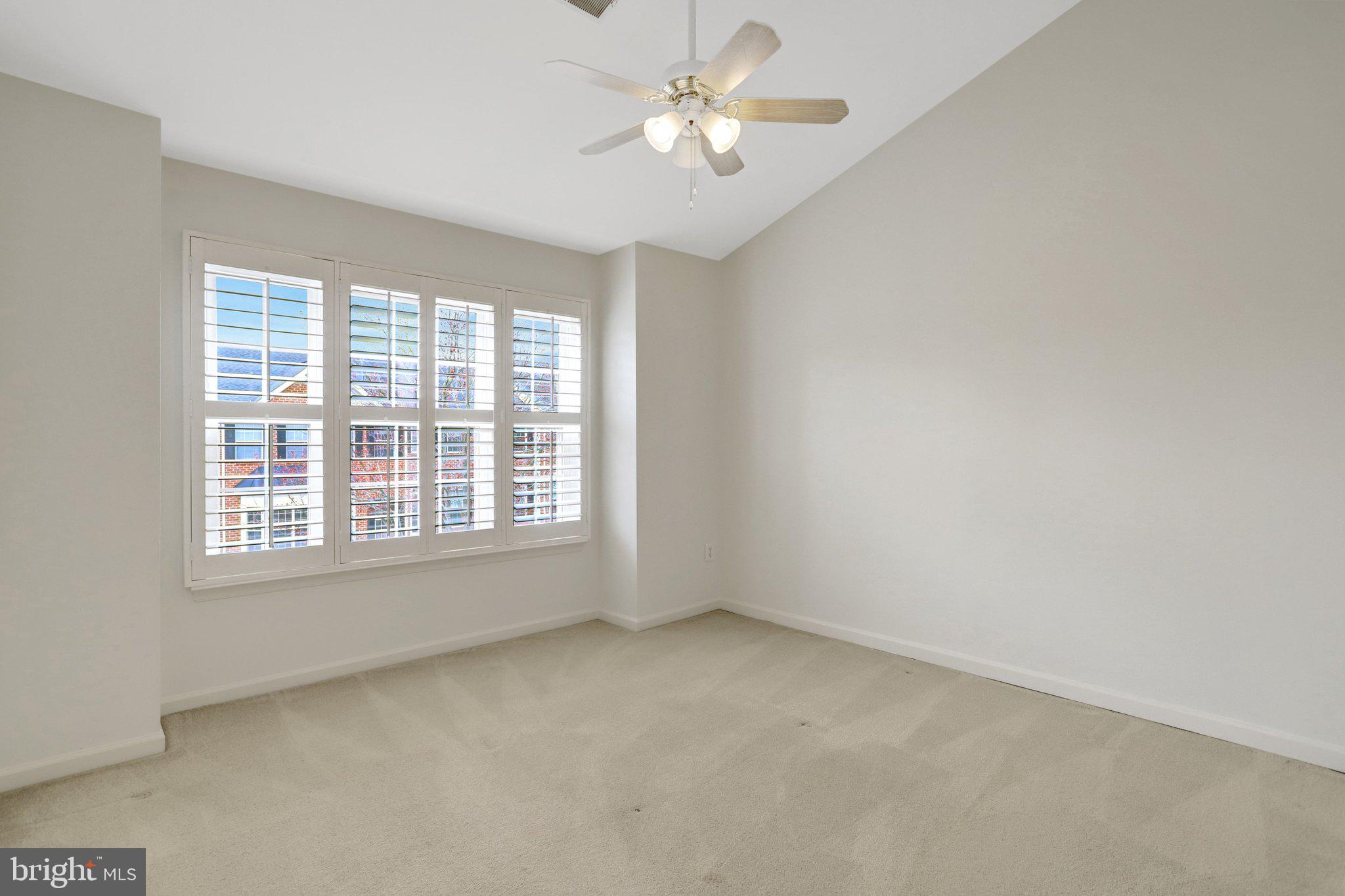 KINGSTOWNE - Residential