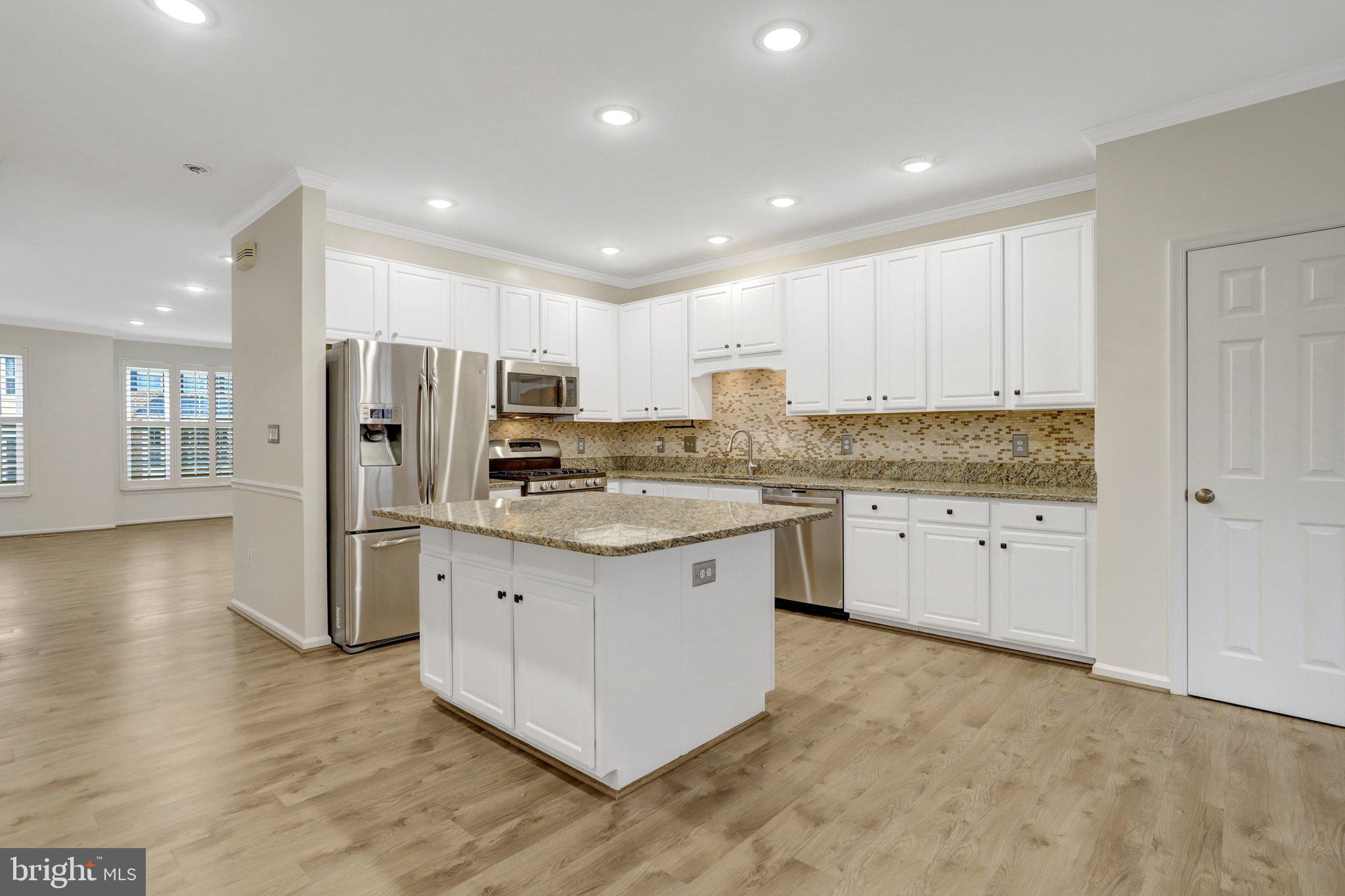 KINGSTOWNE - Residential