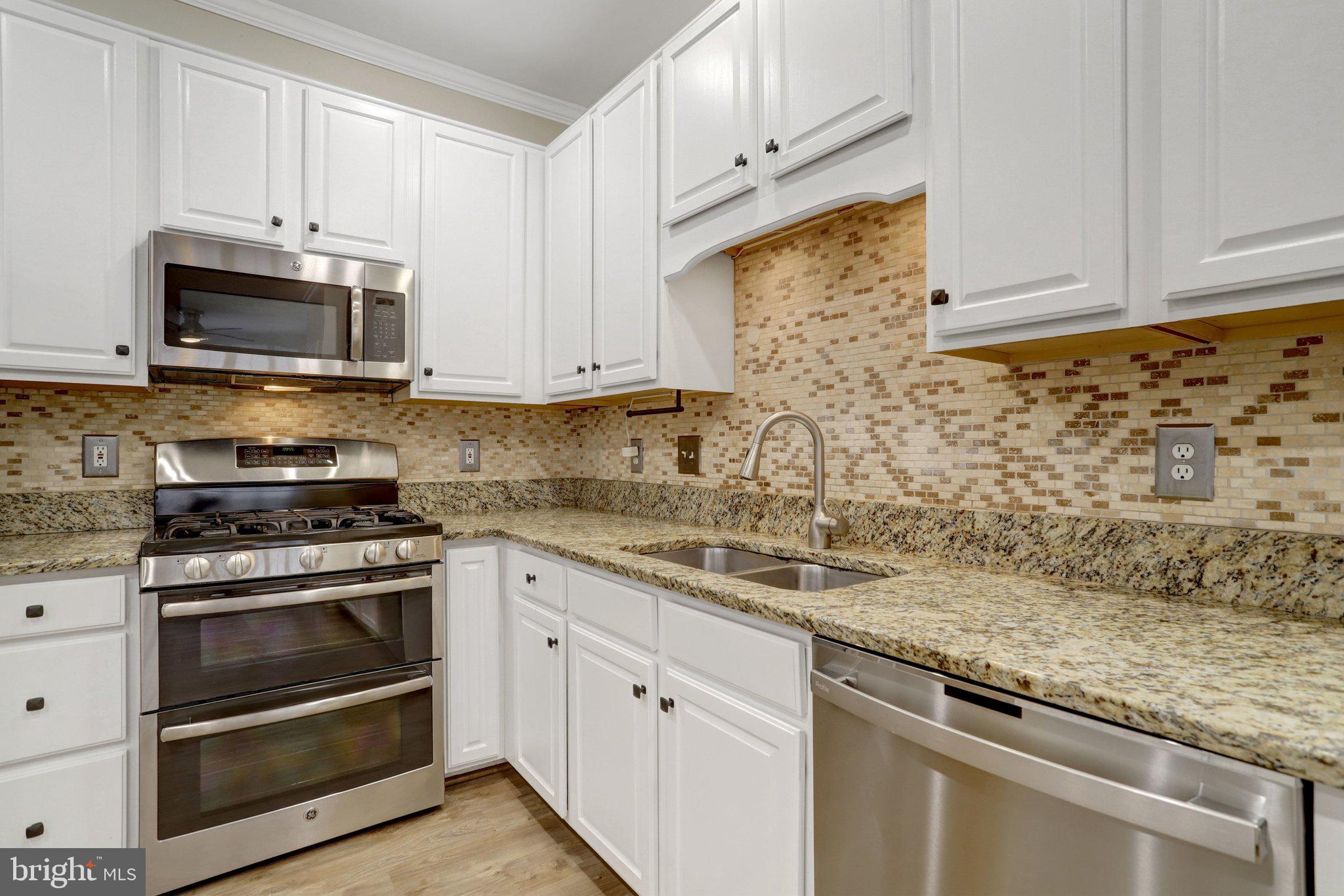 KINGSTOWNE - Residential