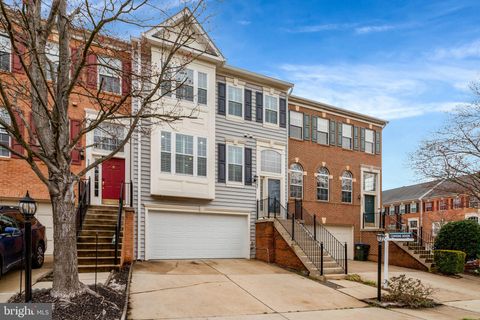 5282 SANDYFORD STREET ALEXANDRIA VA 22315