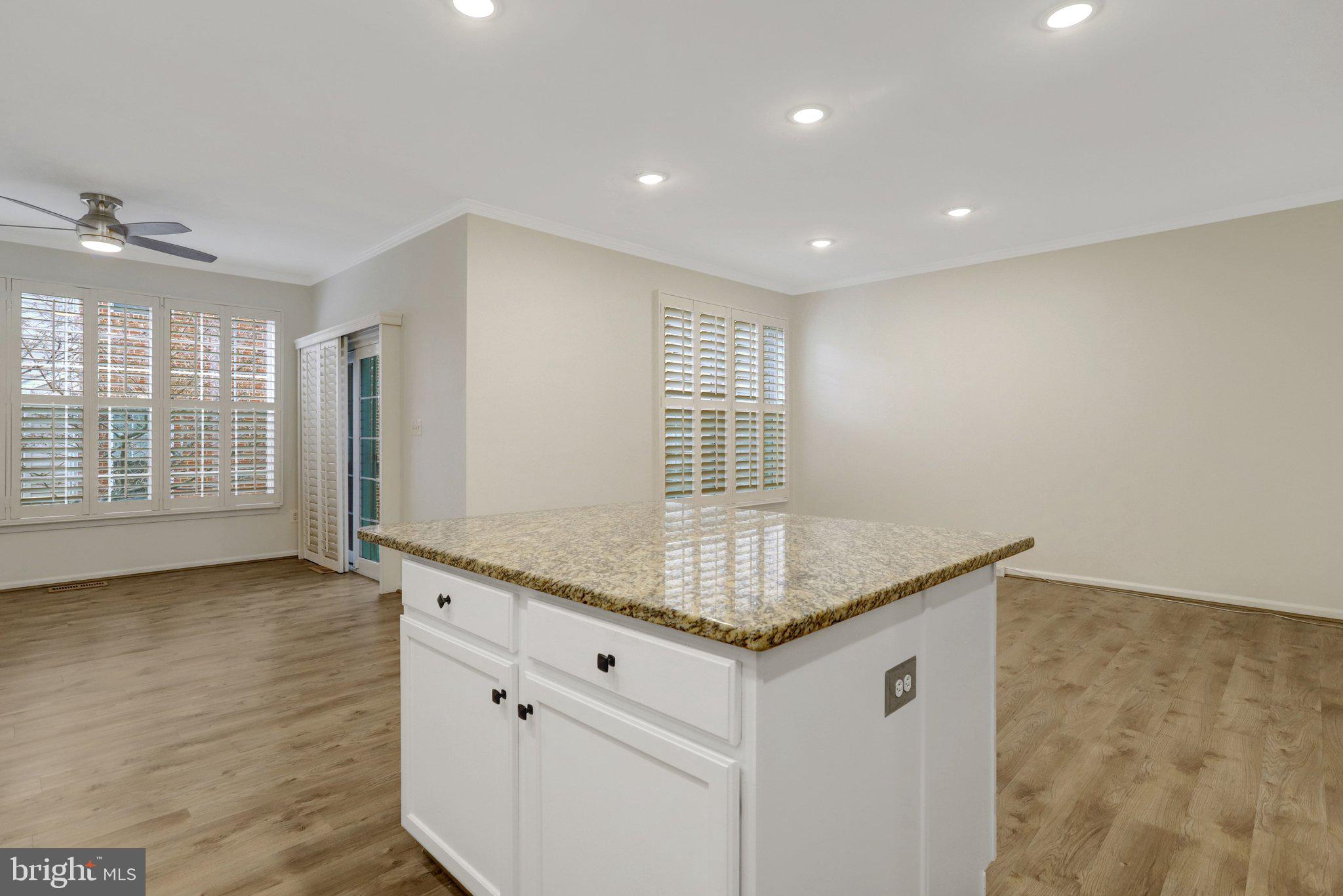 KINGSTOWNE - Residential