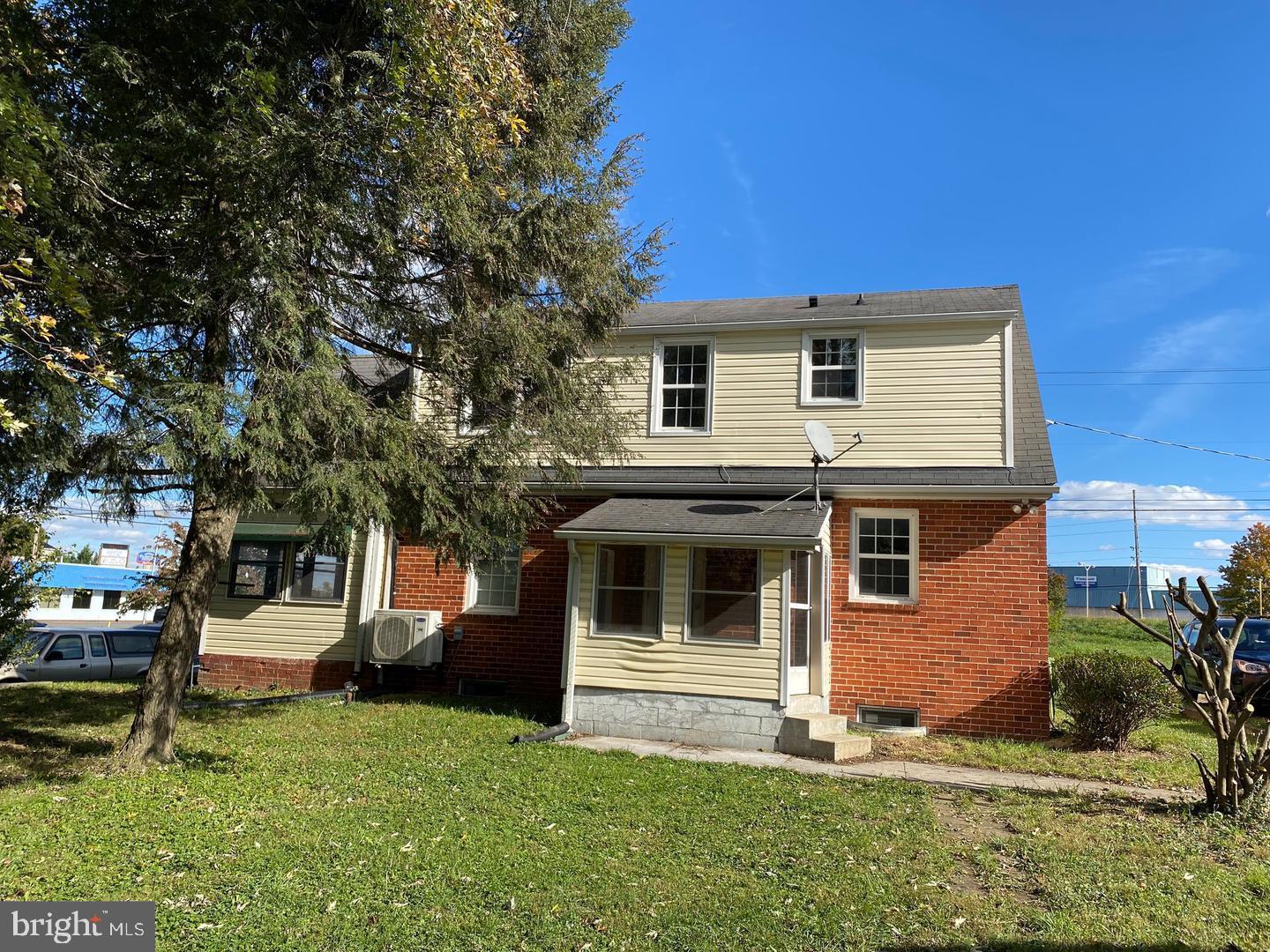 SHAWNEE - Residential Lease