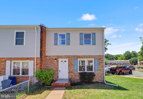 Townhouse For Sale - 57 Bristol Court<br/> STAFFORD, VA 22556