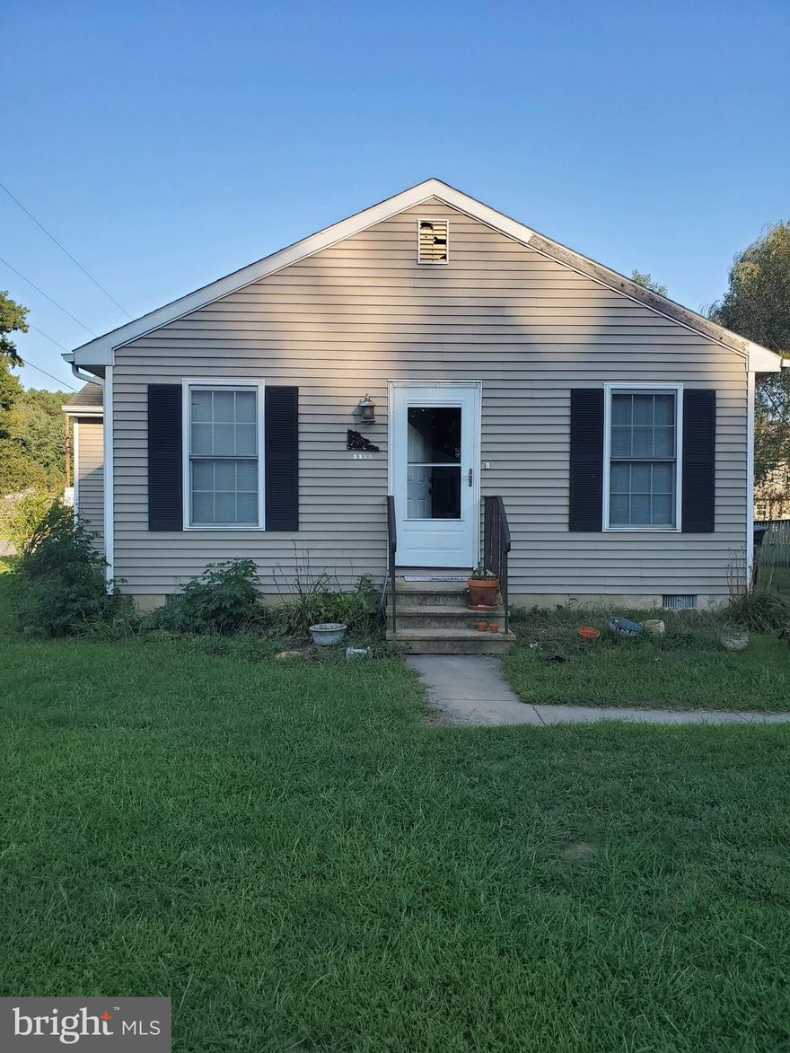 3 bedroom, 1 bath on Corner lot.