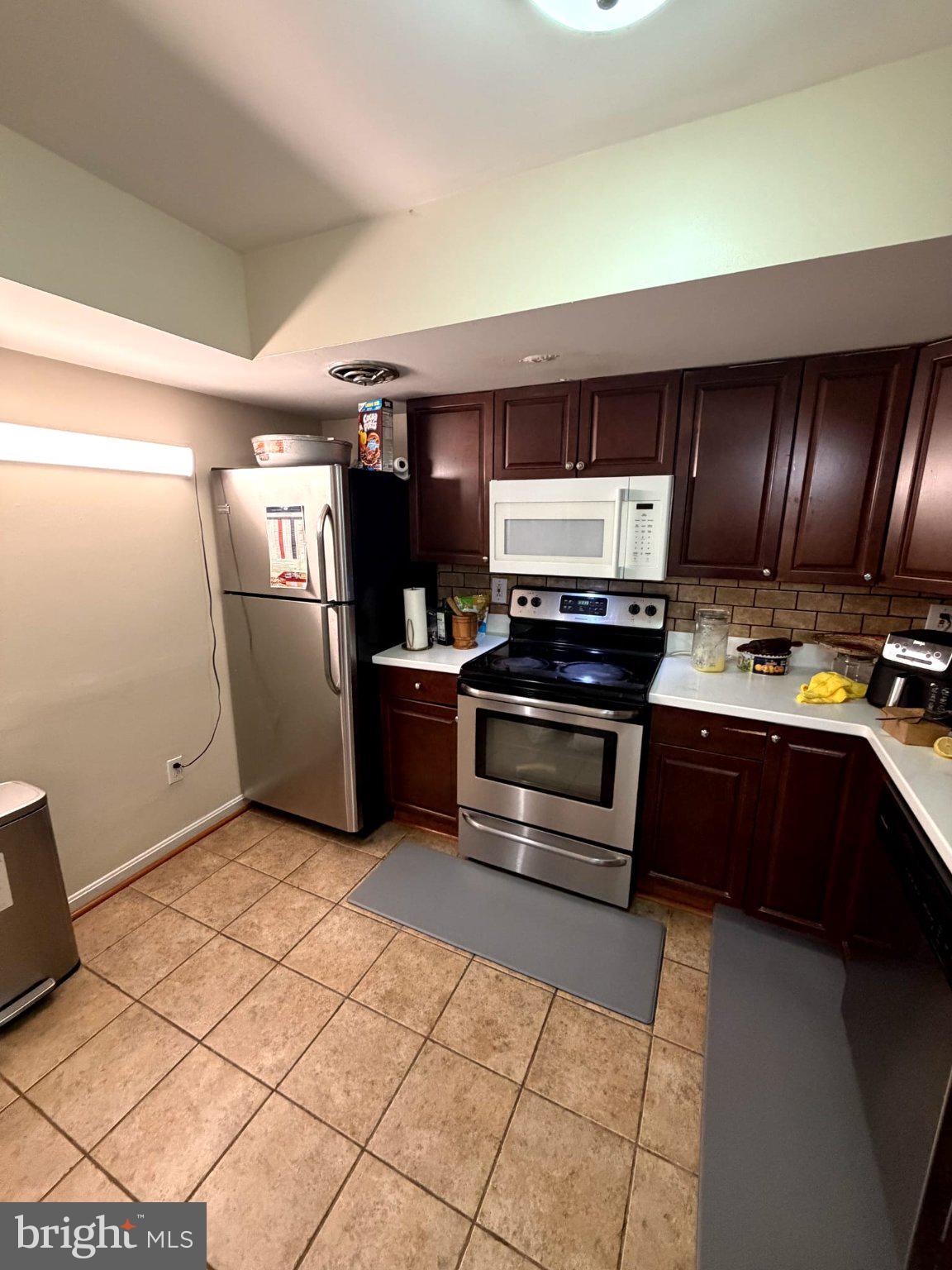 KEENE MILL WOODS - Residential