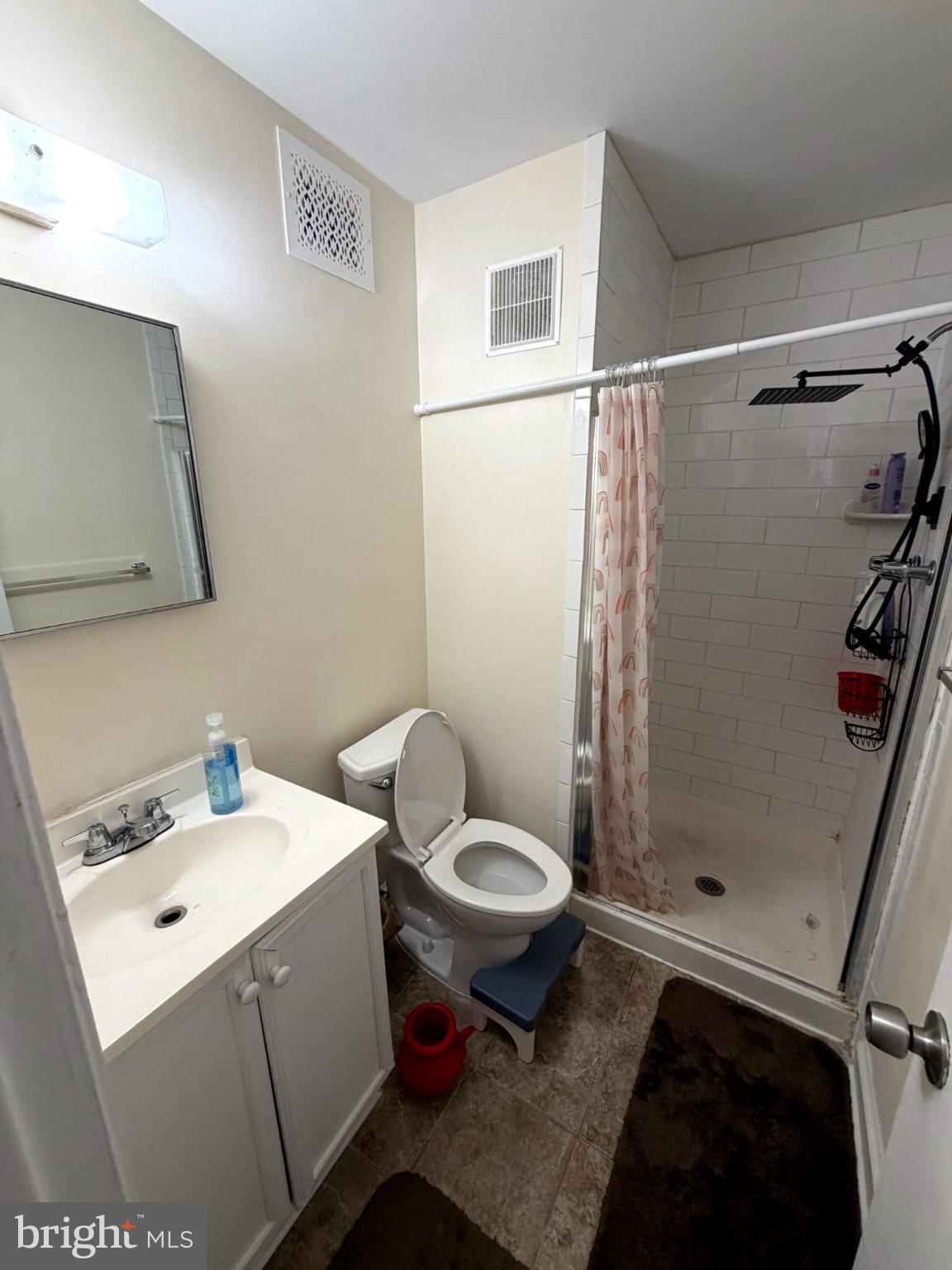 KEENE MILL WOODS - Residential