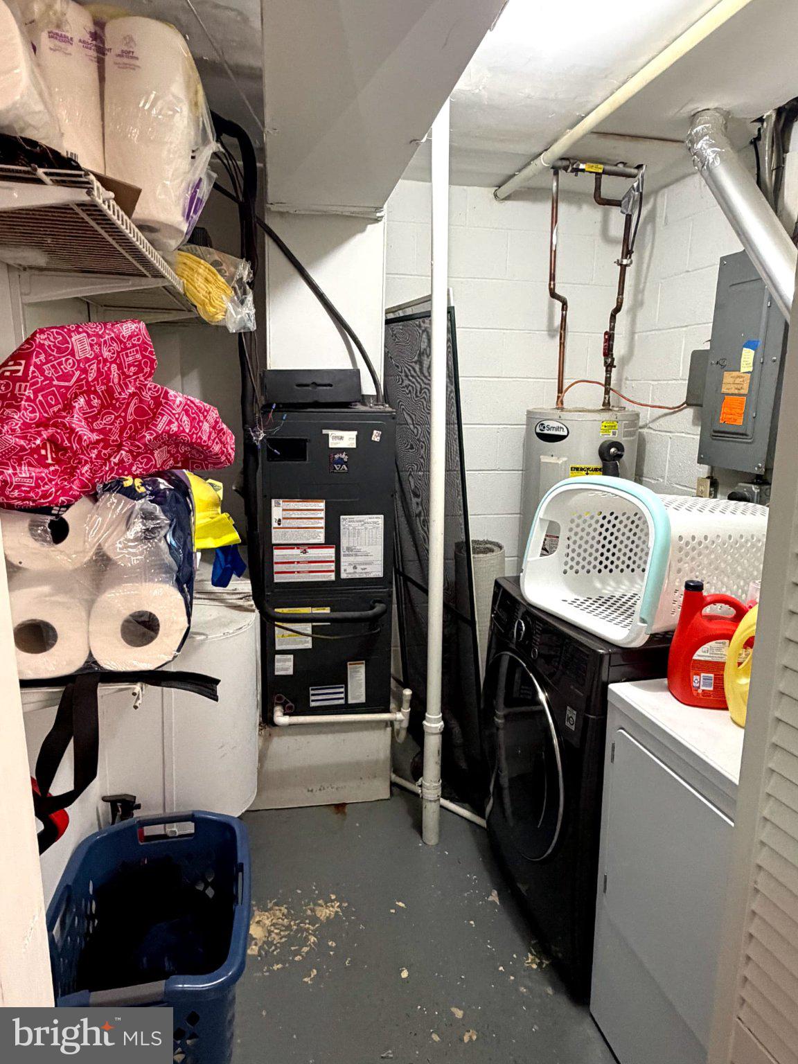 KEENE MILL WOODS - Residential