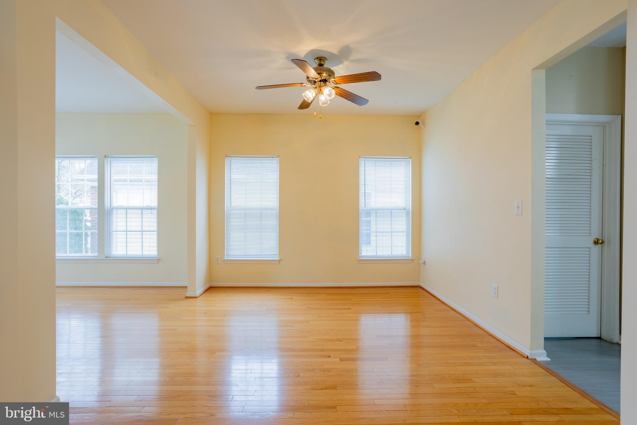 VILLAGES OF DORCHESTER - Residential