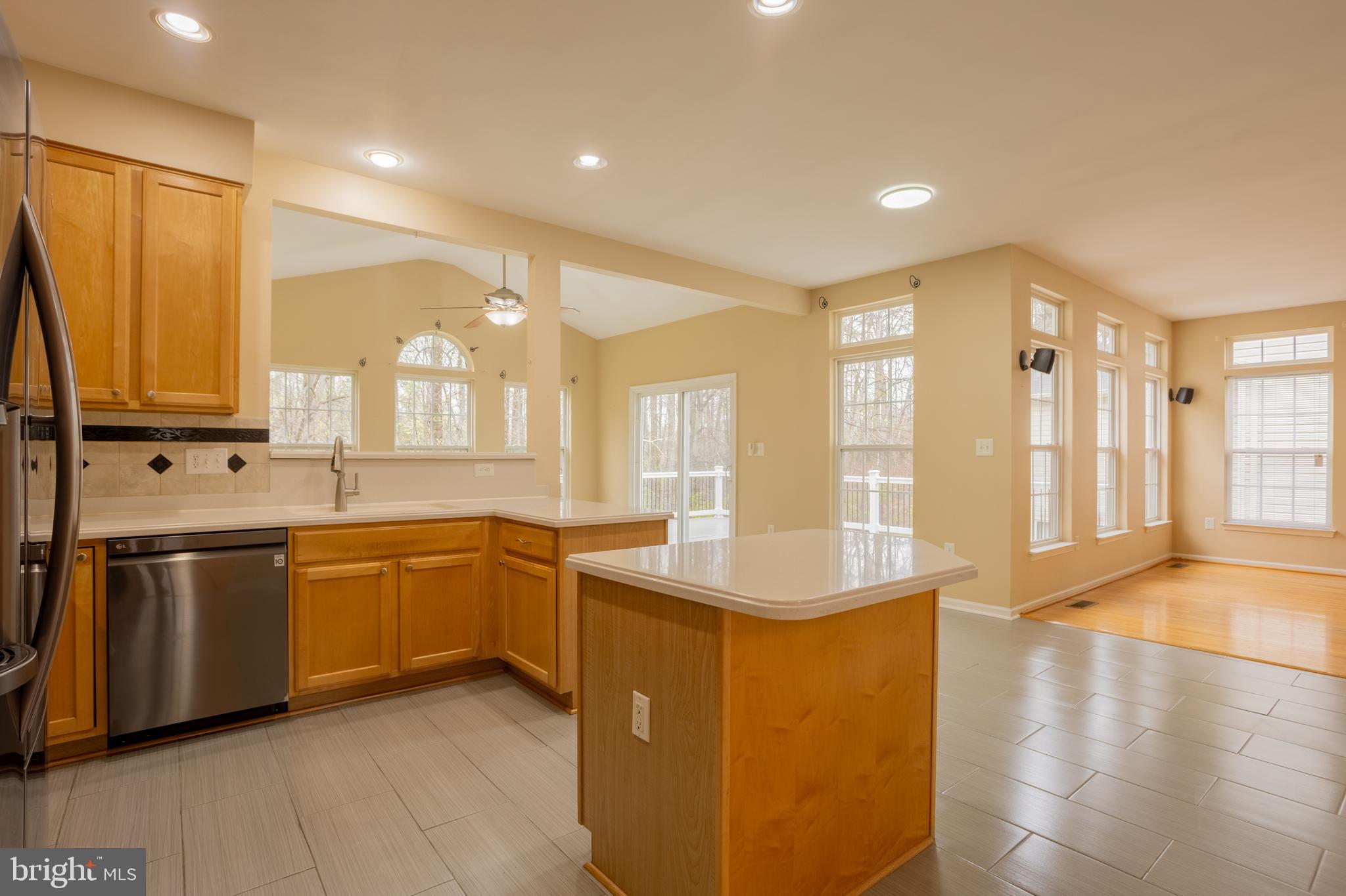 VILLAGES OF DORCHESTER - Residential