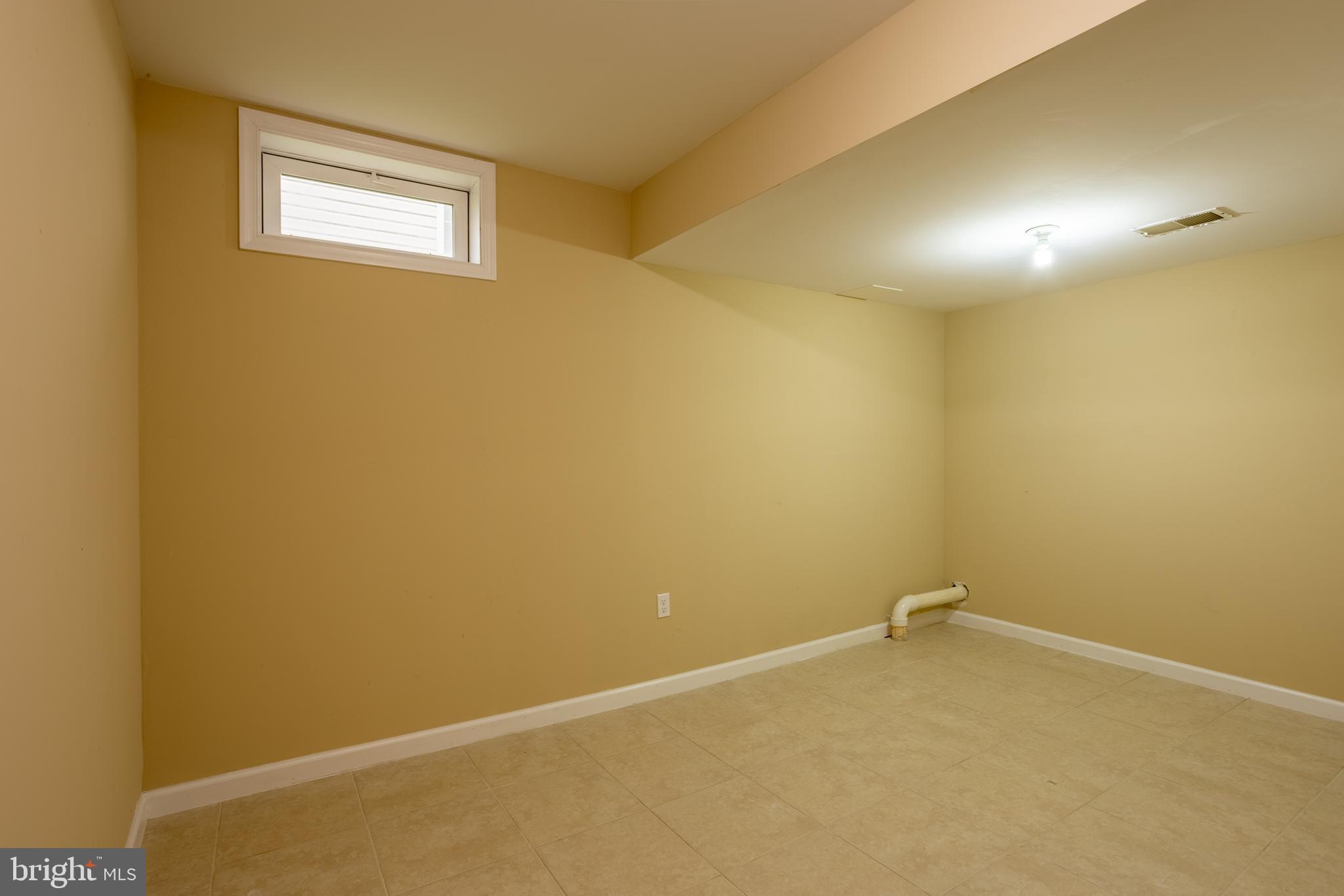 VILLAGES OF DORCHESTER - Residential