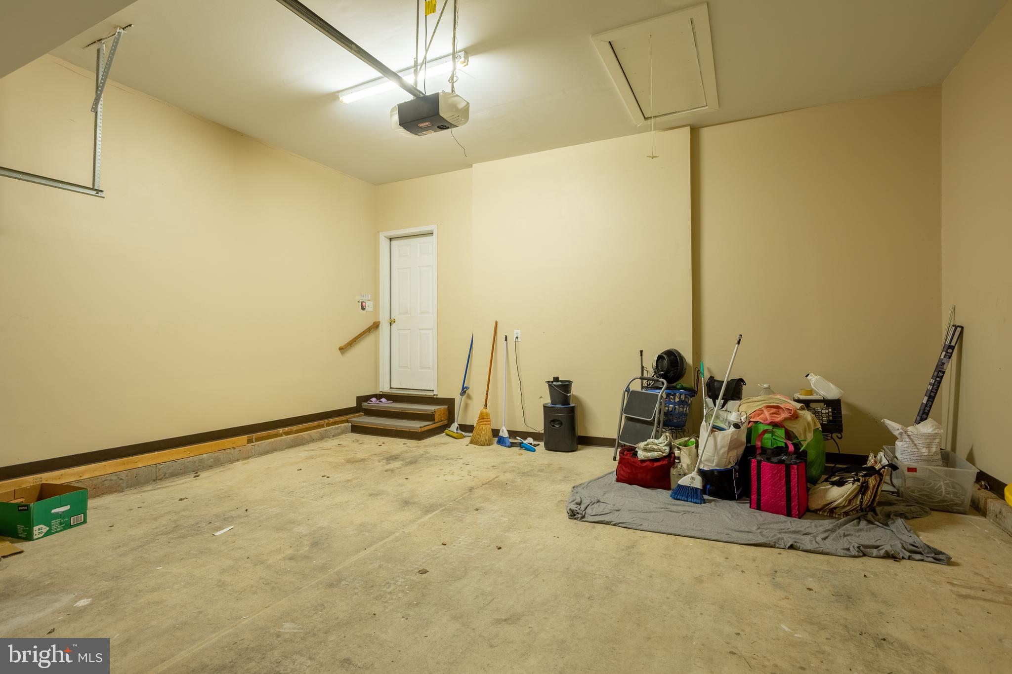 VILLAGES OF DORCHESTER - Residential