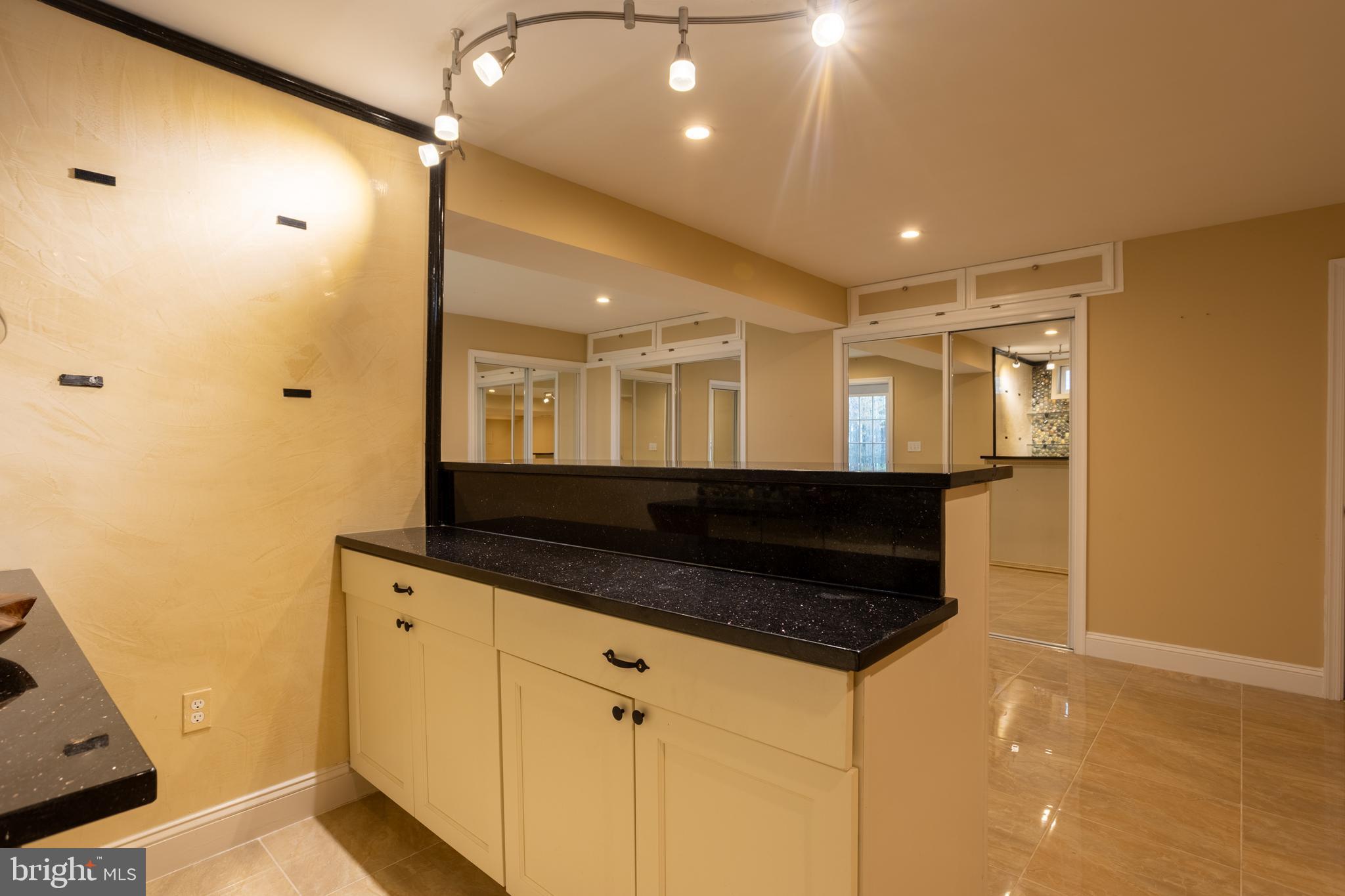 VILLAGES OF DORCHESTER - Residential