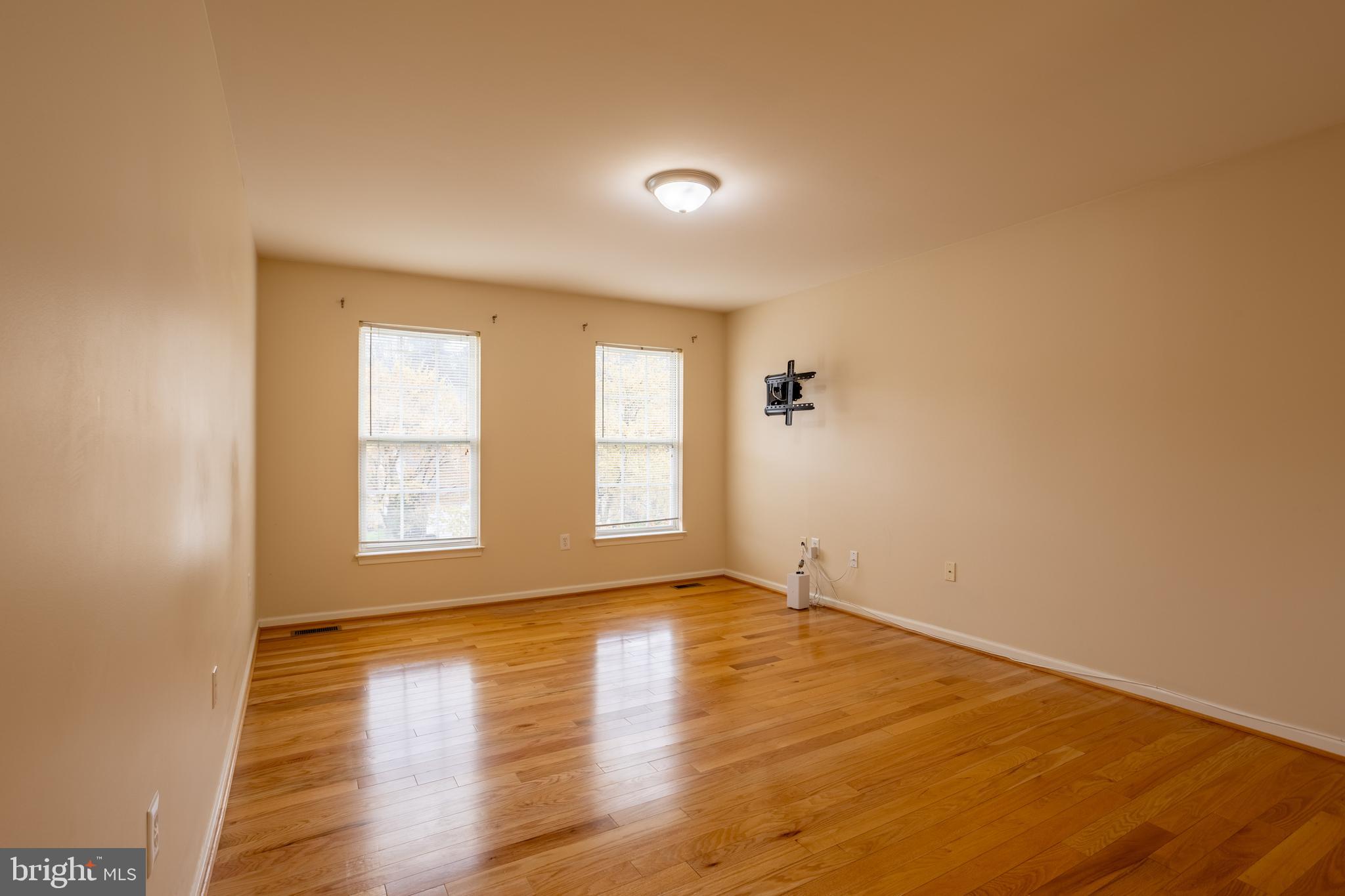 VILLAGES OF DORCHESTER - Residential