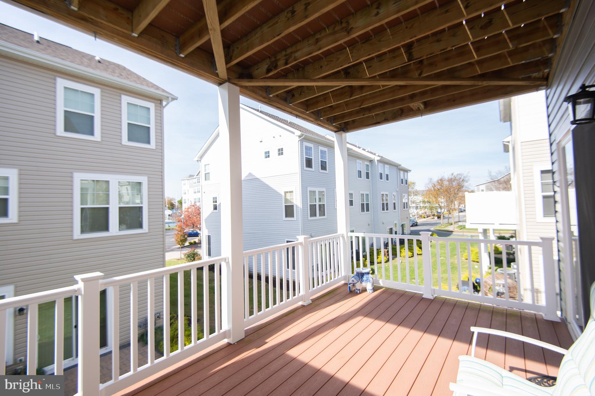 DEEP HARBOR - Residential