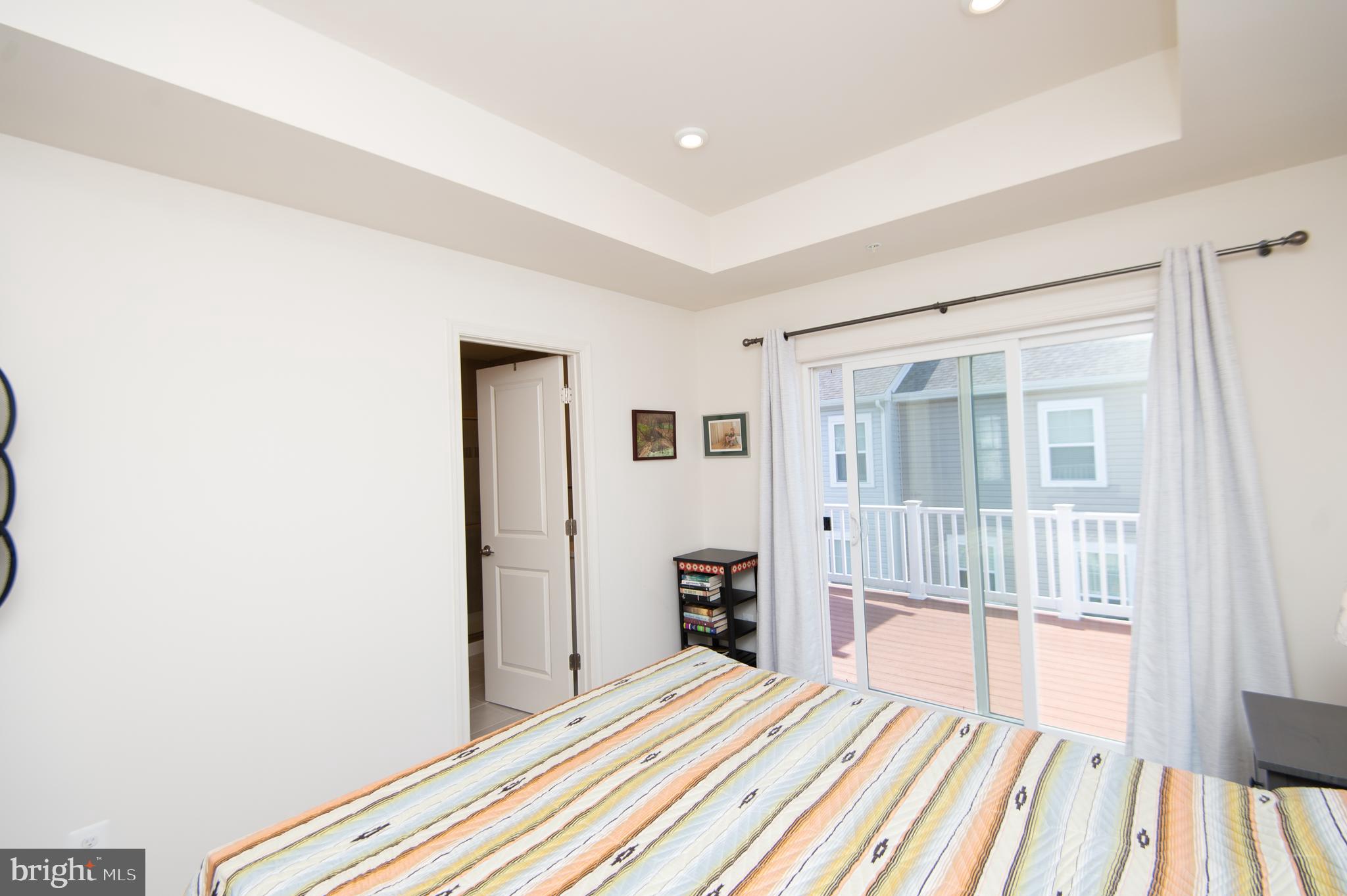 DEEP HARBOR - Residential