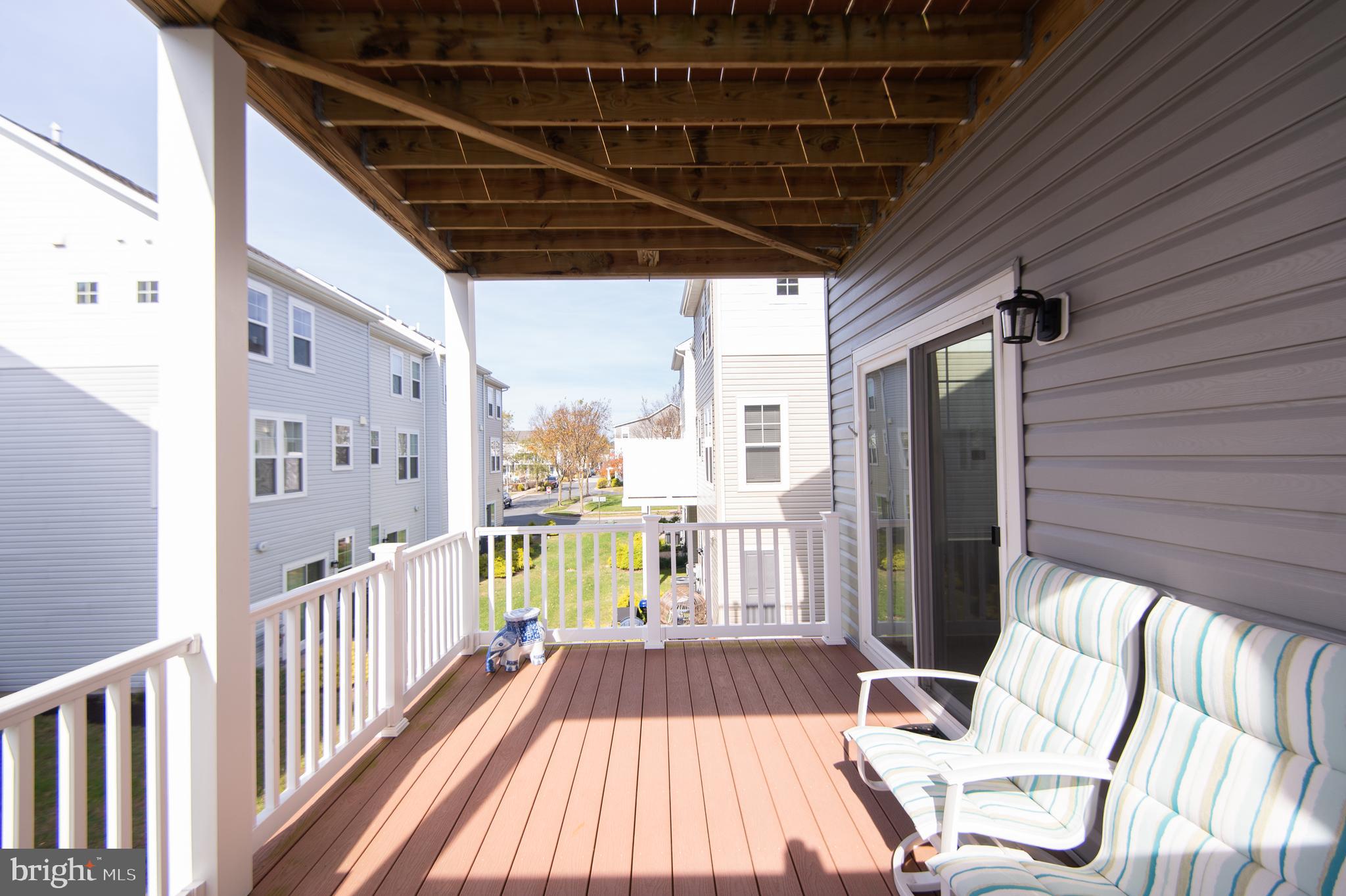 DEEP HARBOR - Residential