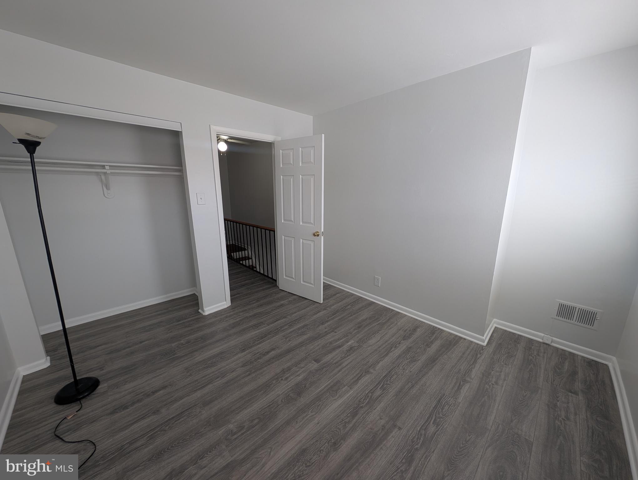 ASHLAND MEWS - Residential Lease