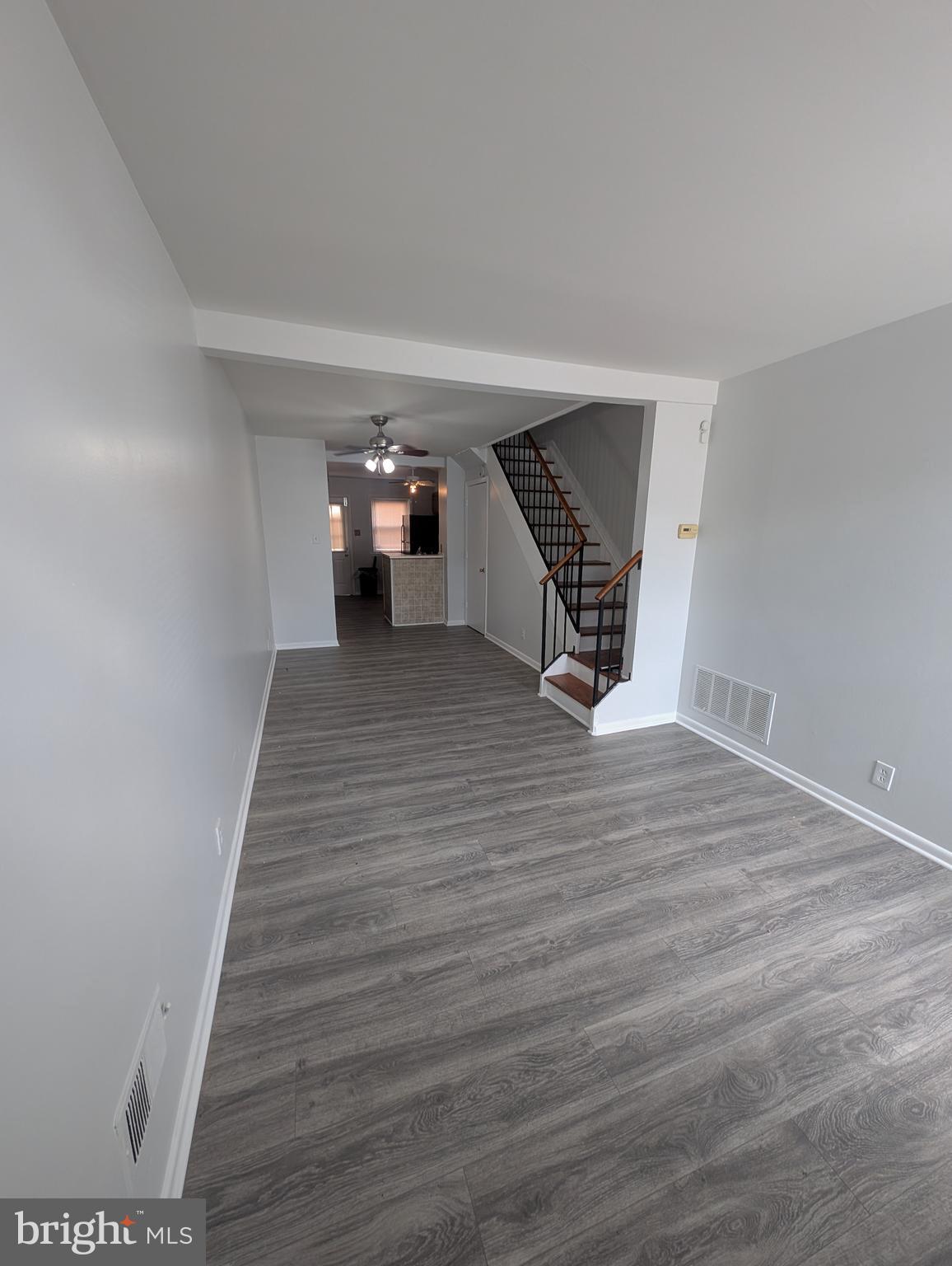 ASHLAND MEWS - Residential Lease