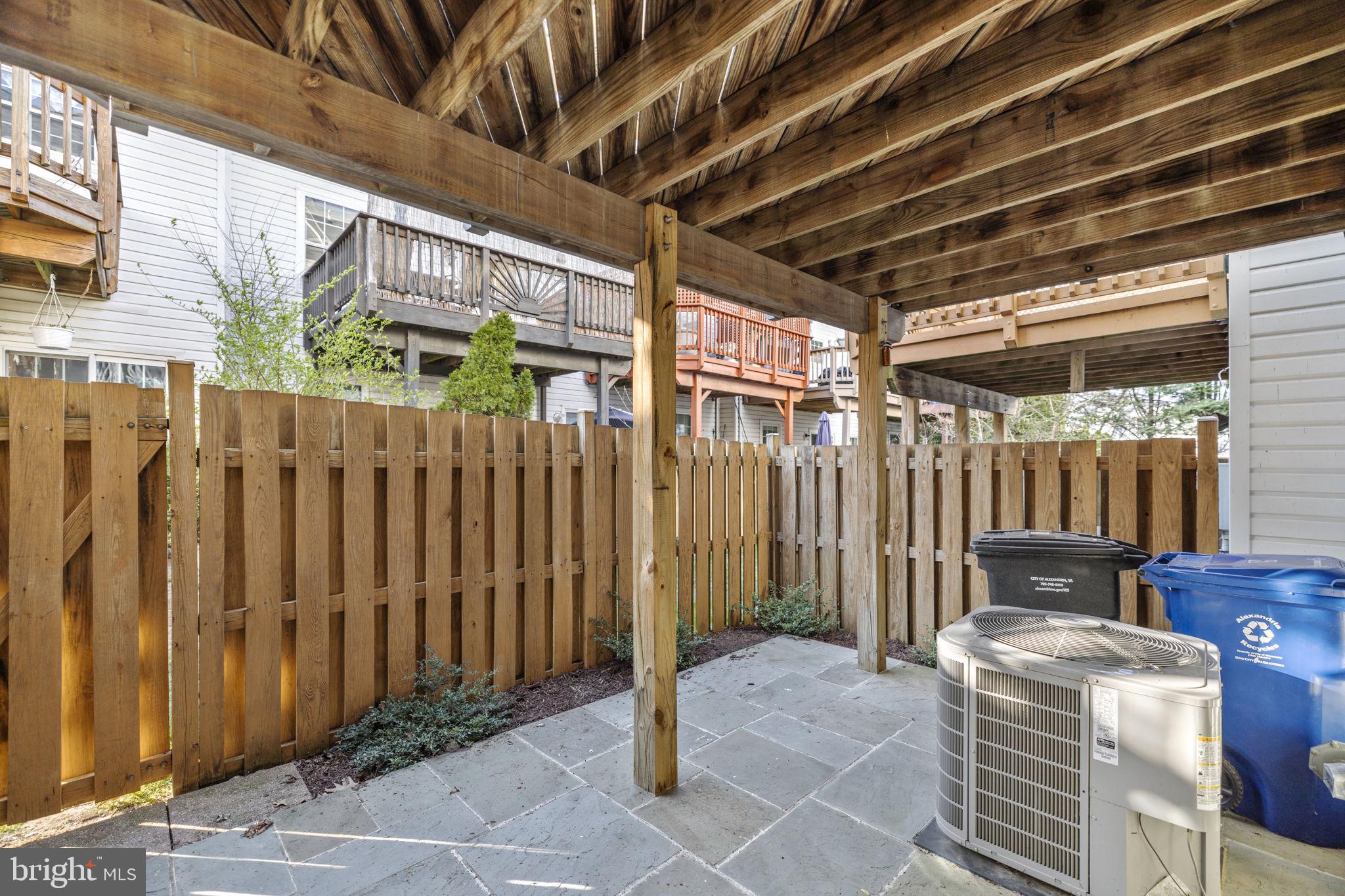 LAND OF HERBERT - Residential