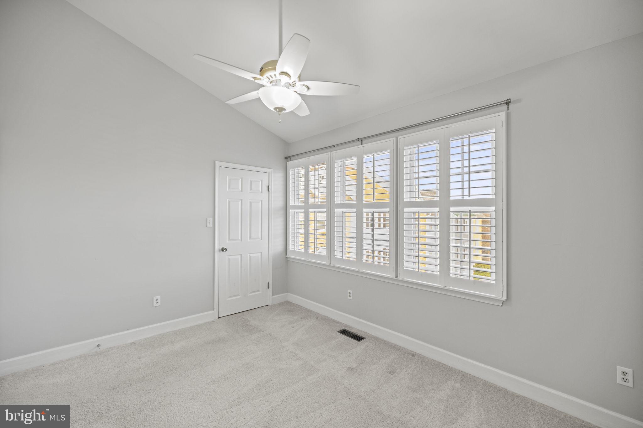 LAND OF HERBERT - Residential