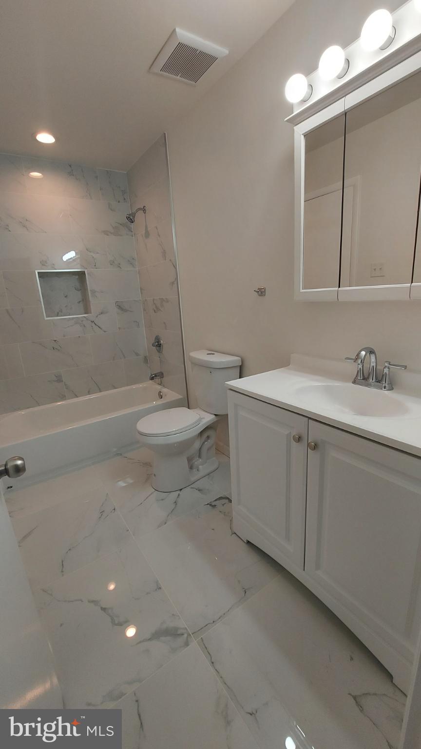 WALNUT RIDGE ESTS - Residential