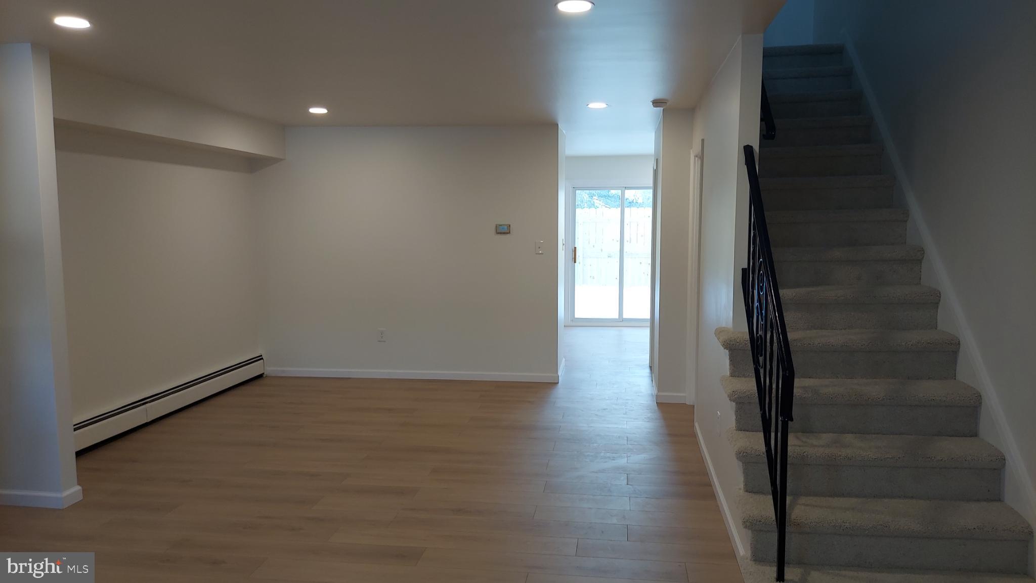 WALNUT RIDGE ESTS - Residential