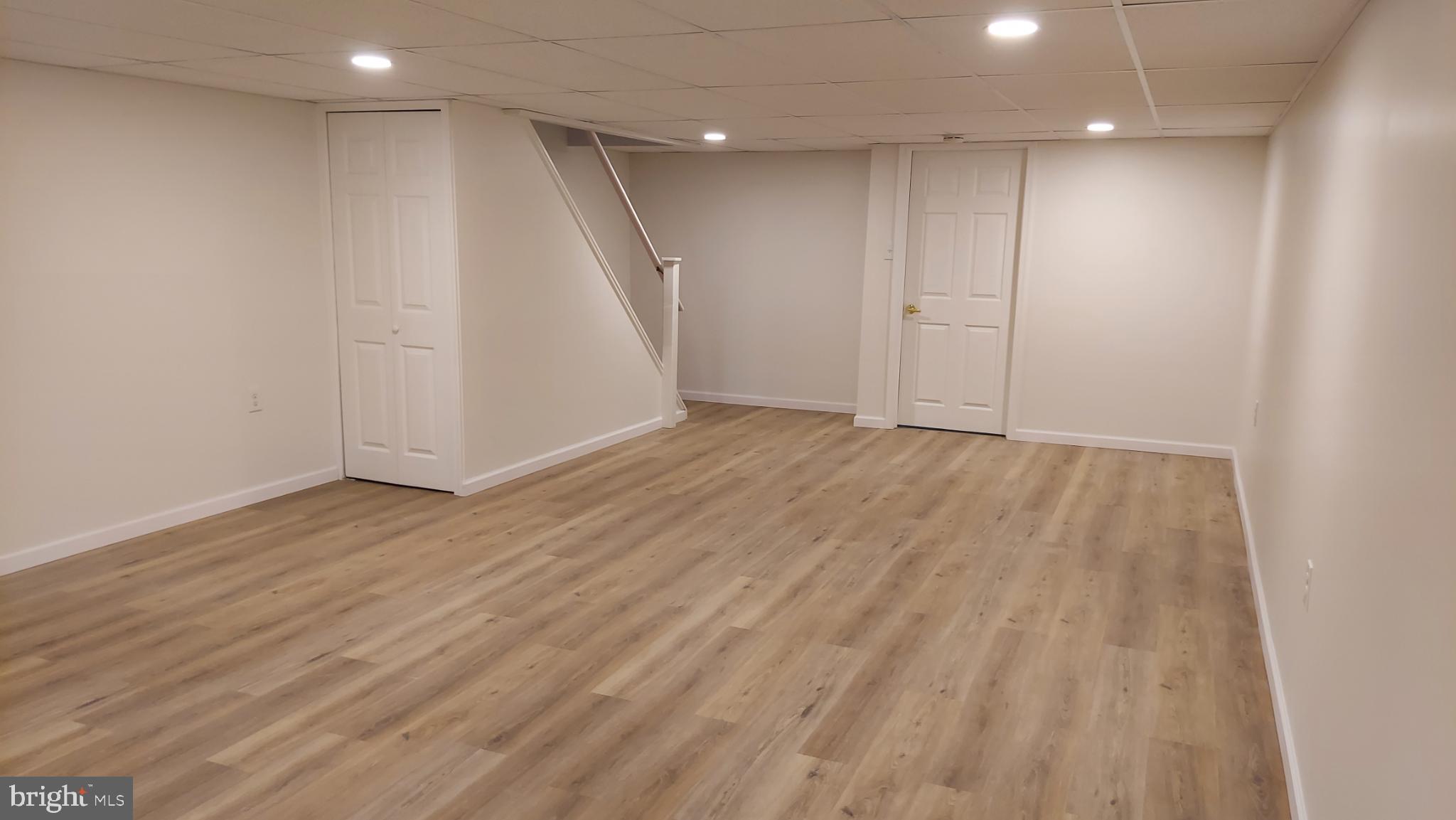 WALNUT RIDGE ESTS - Residential