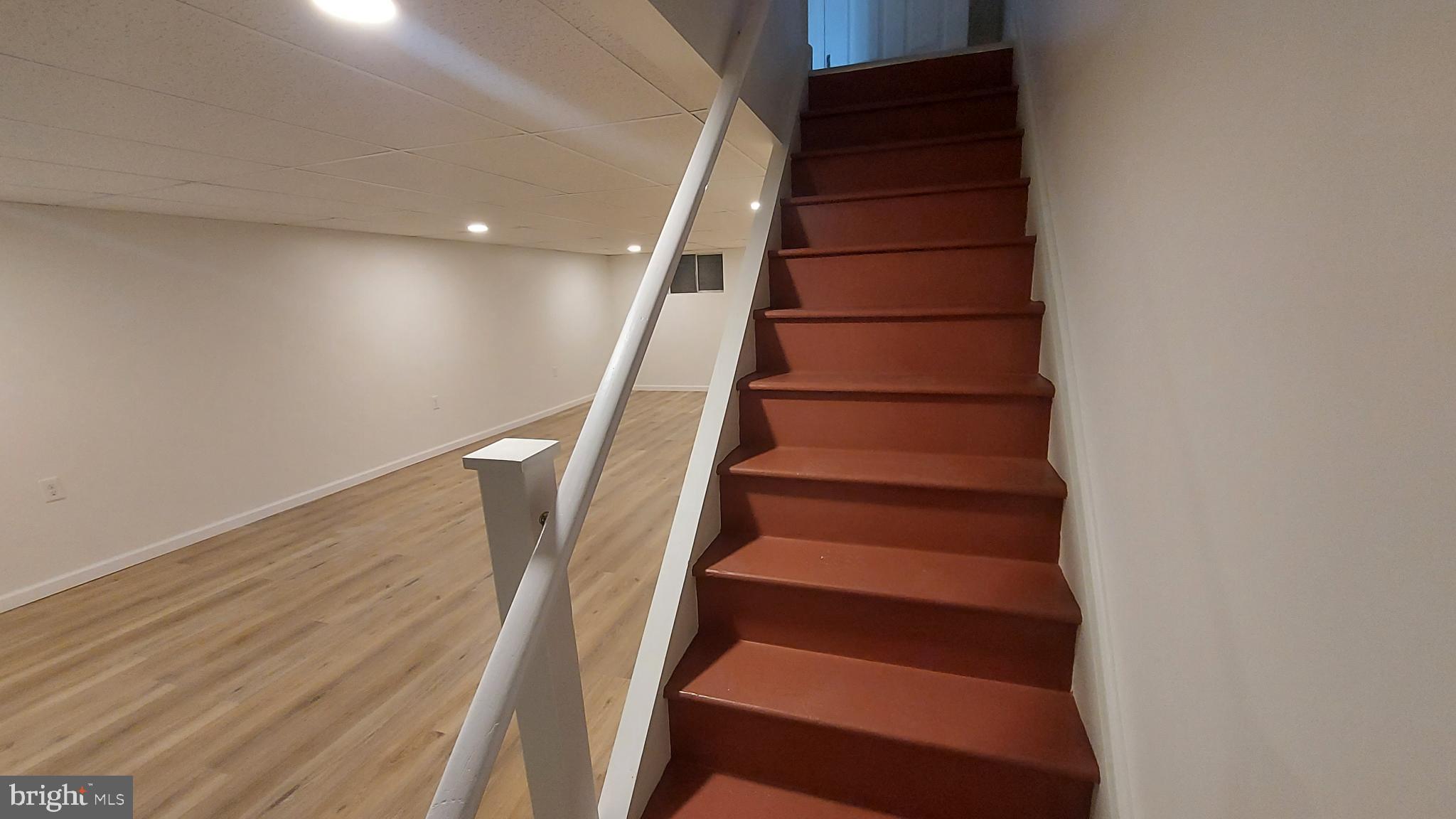 WALNUT RIDGE ESTS - Residential