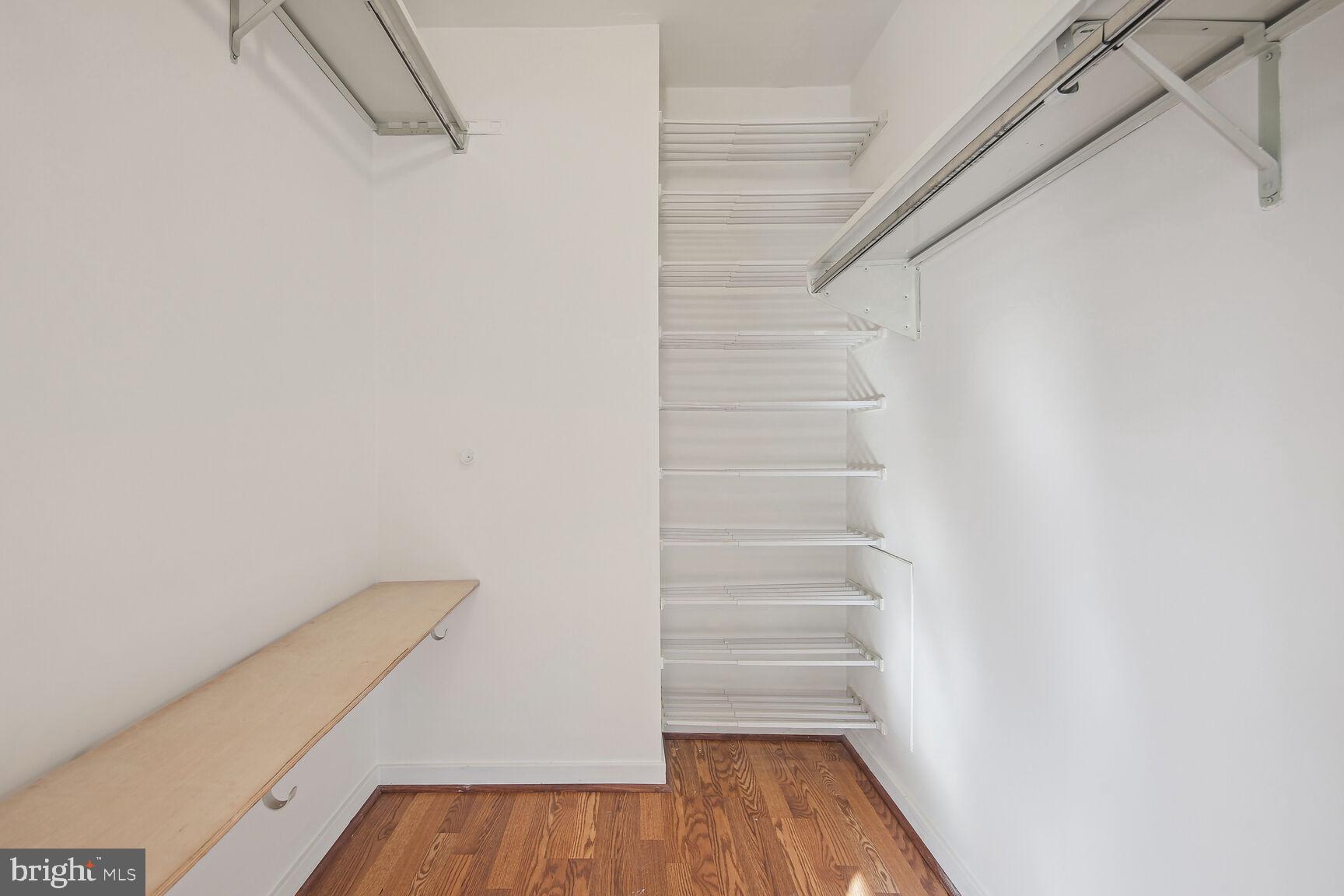 DOCKSIDE - Residential