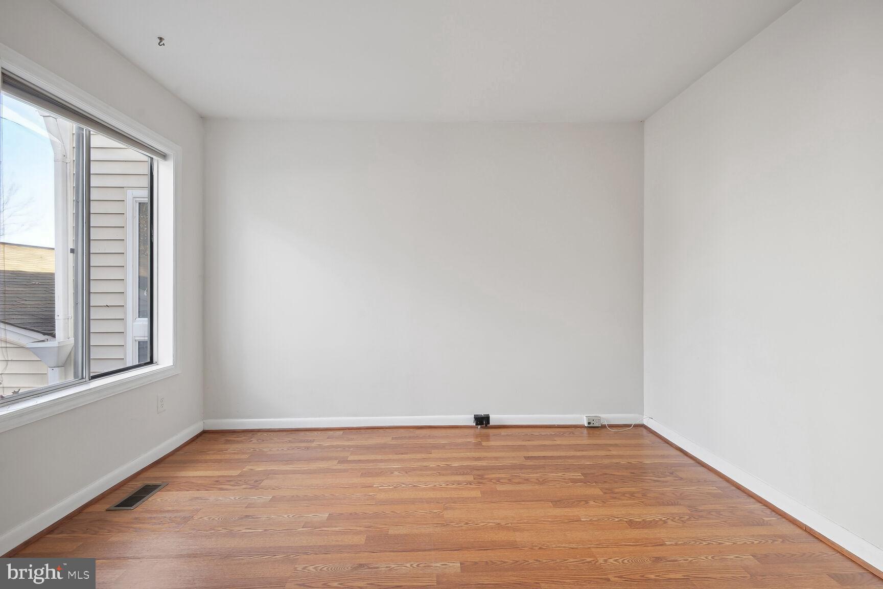 DOCKSIDE - Residential